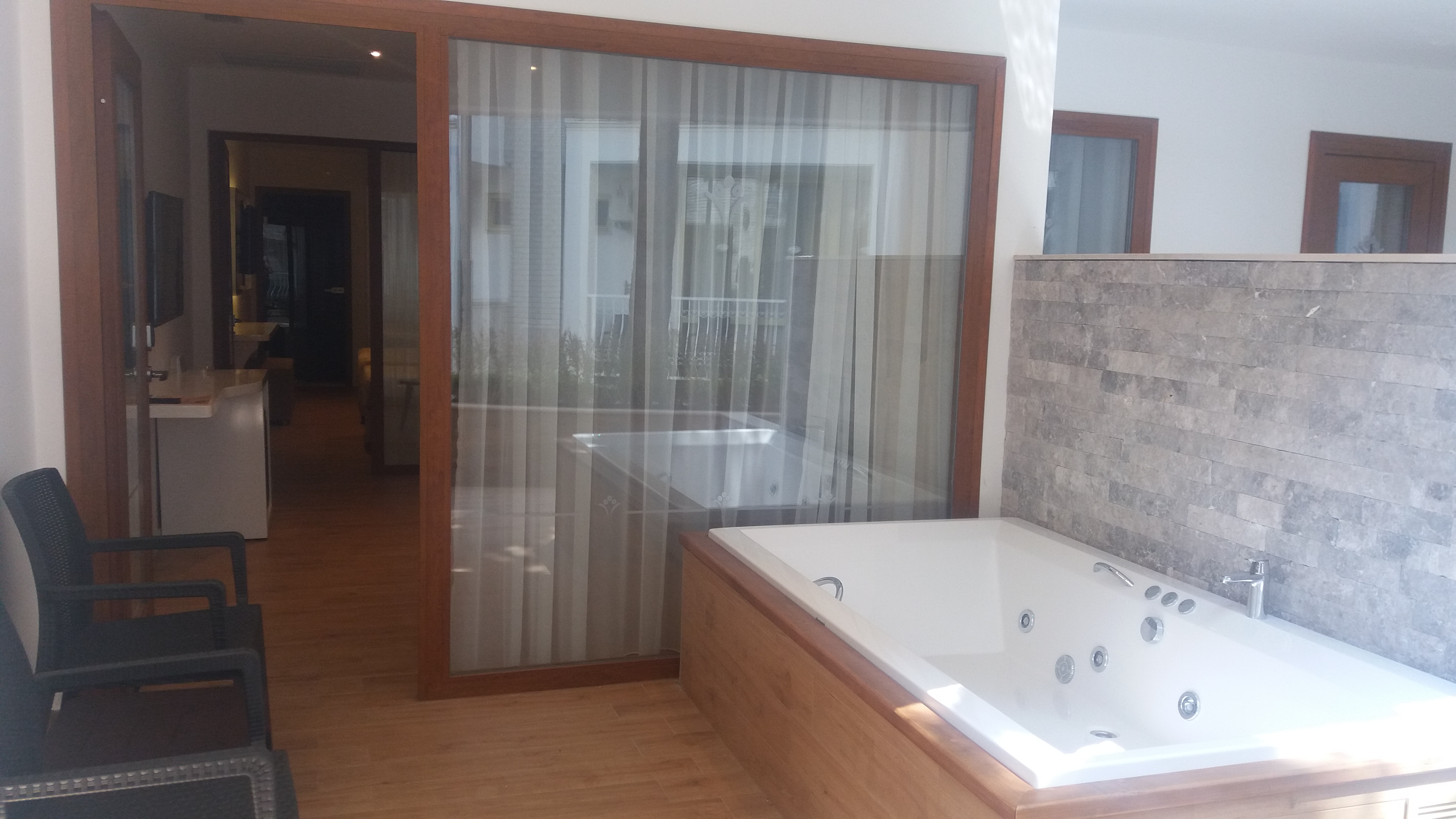 Suite Deluxe with Jacuzzi