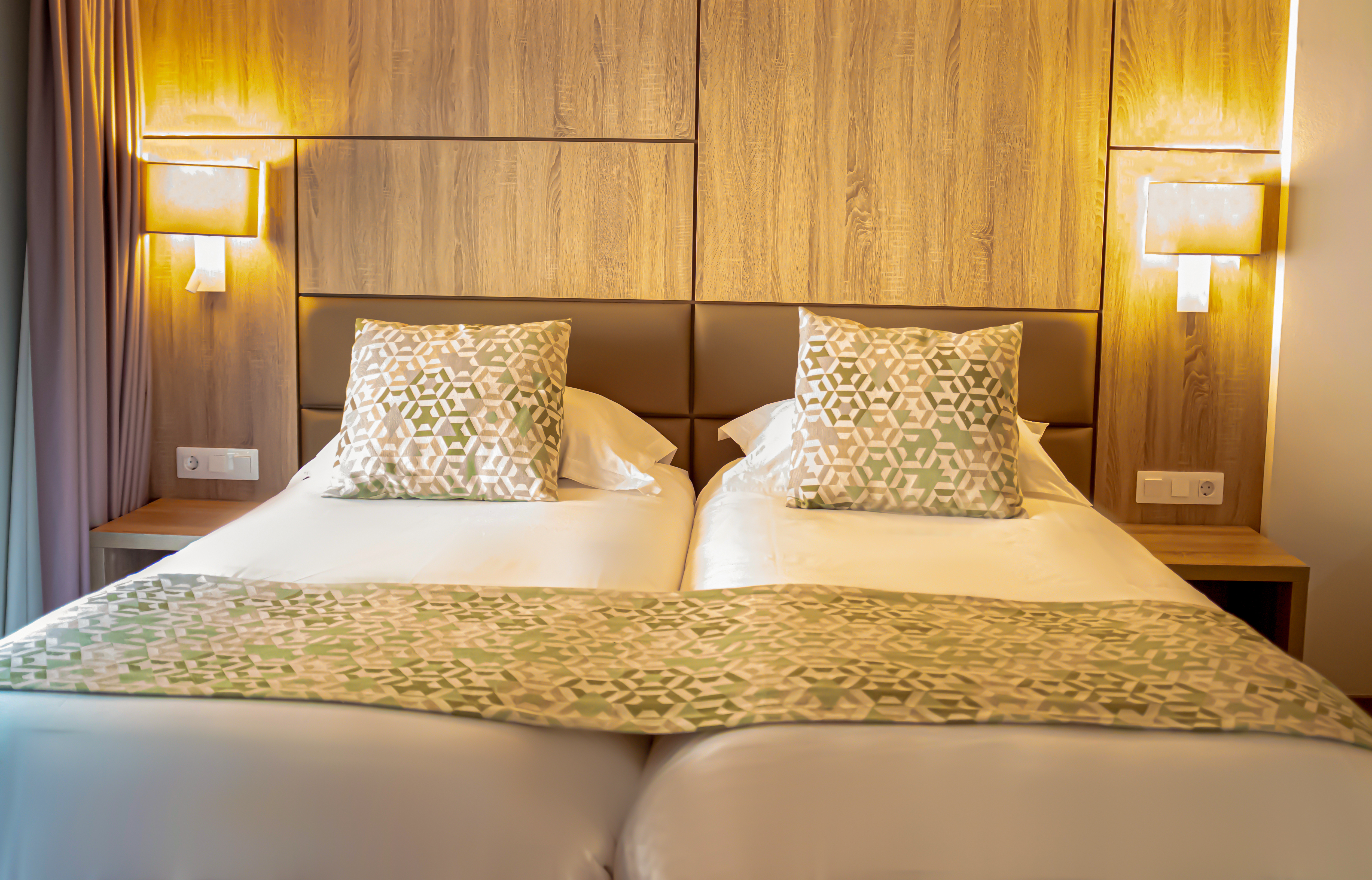 Double or Twin Standard