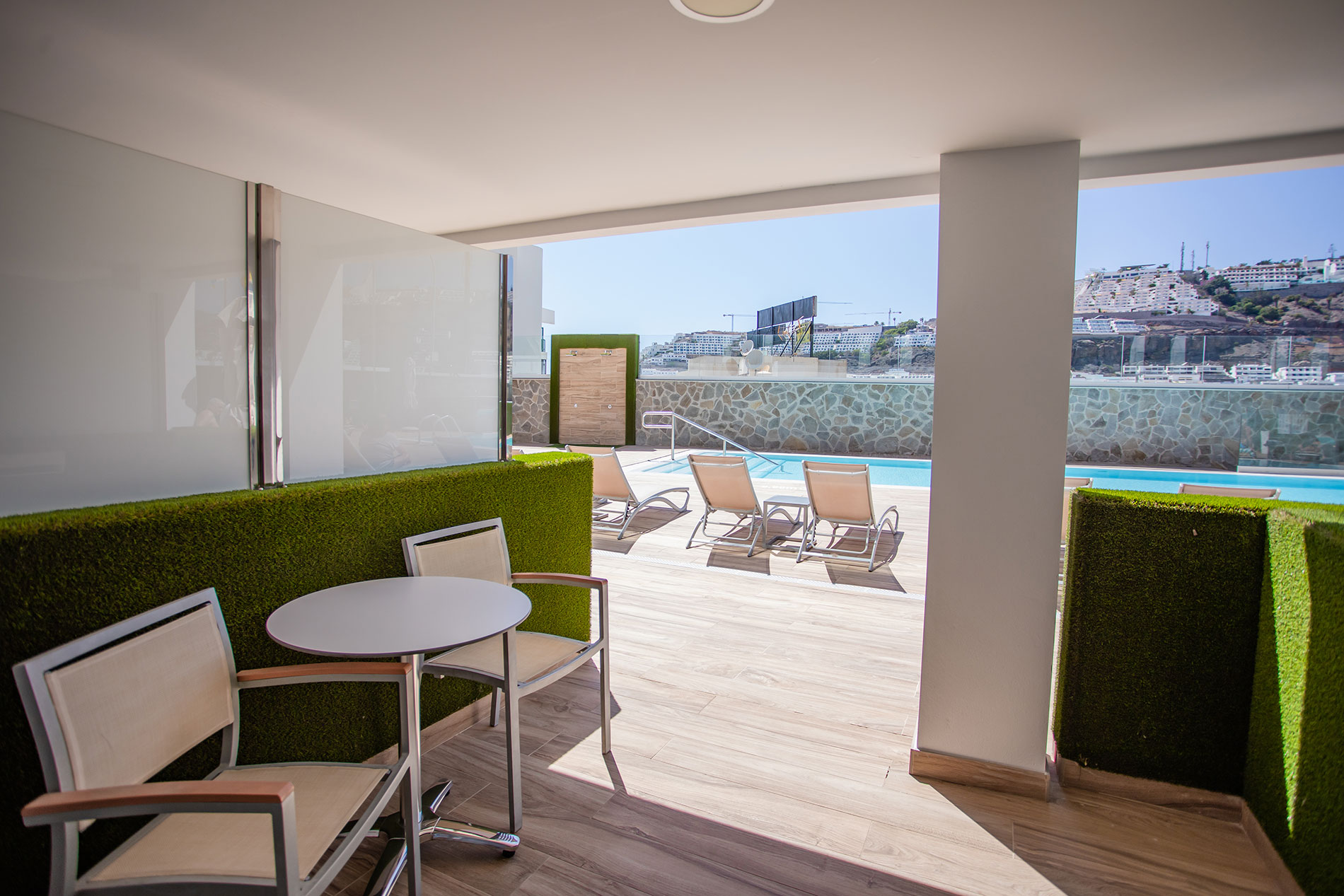 Double Single Superior