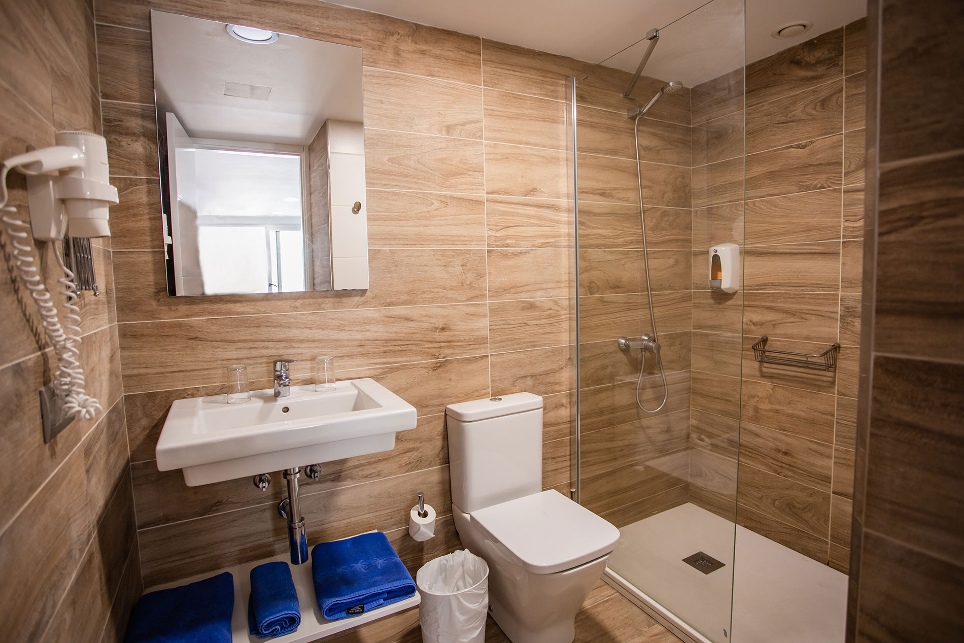 Double Single Superior