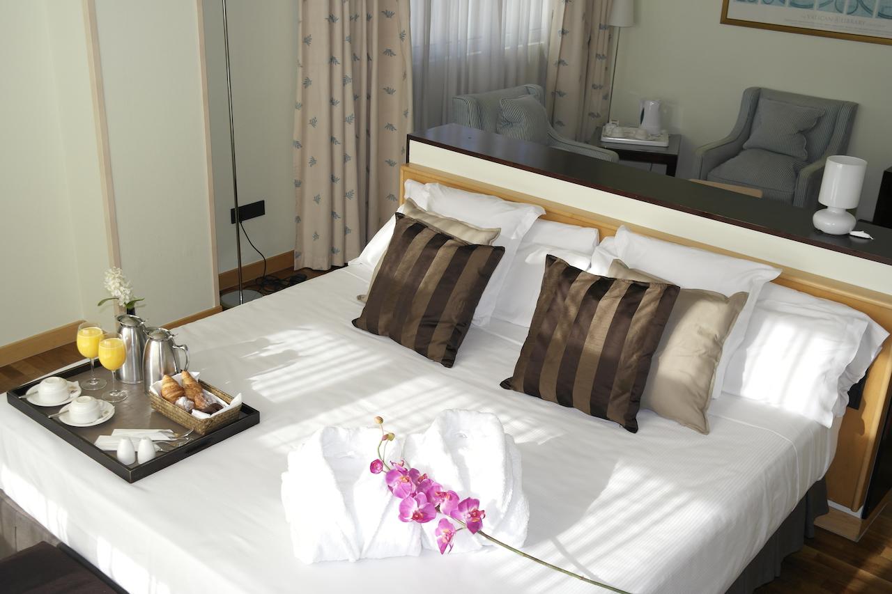 Double Single Sea View