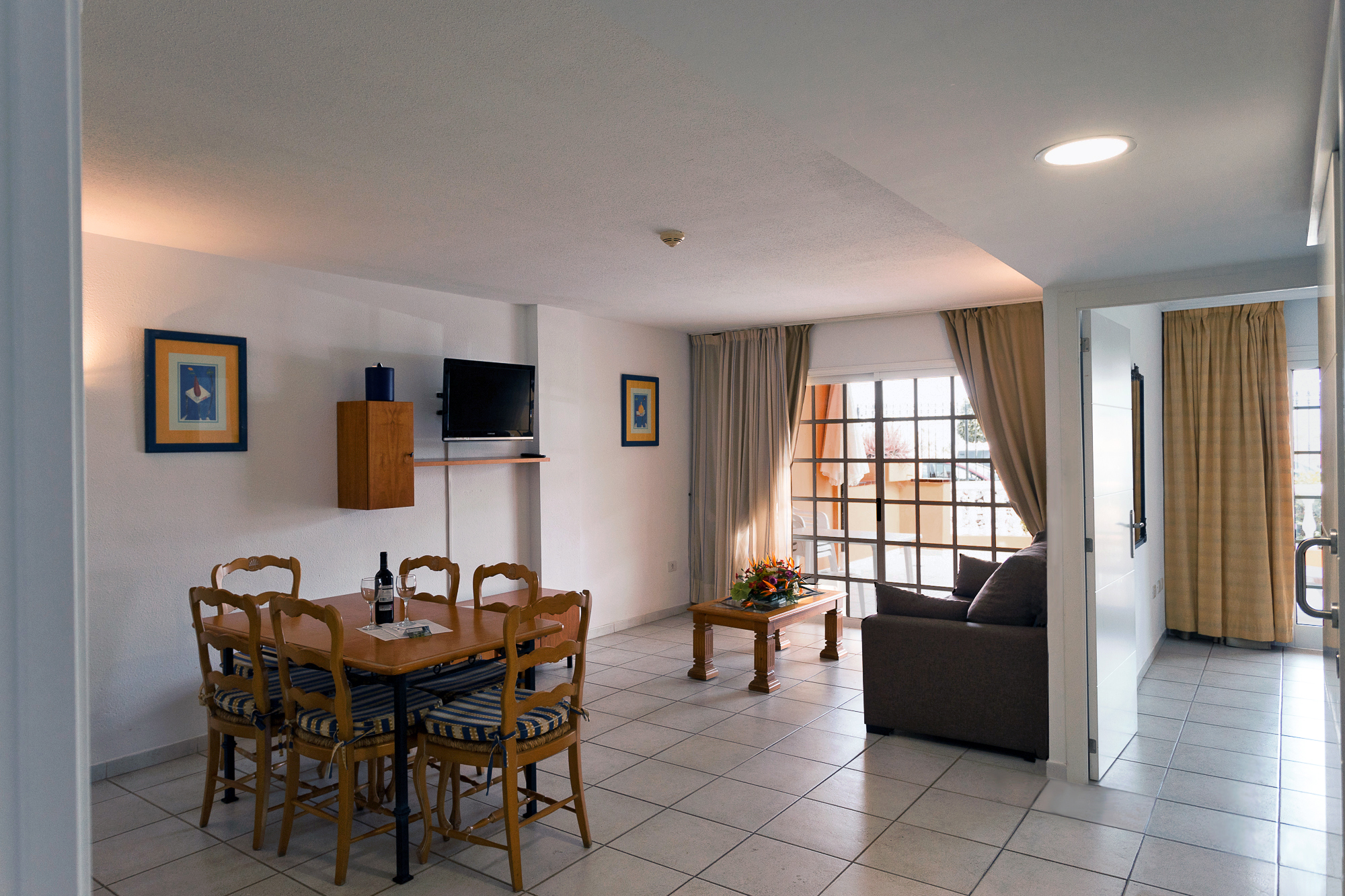 Apartment Two Bedrooms One Bathroom