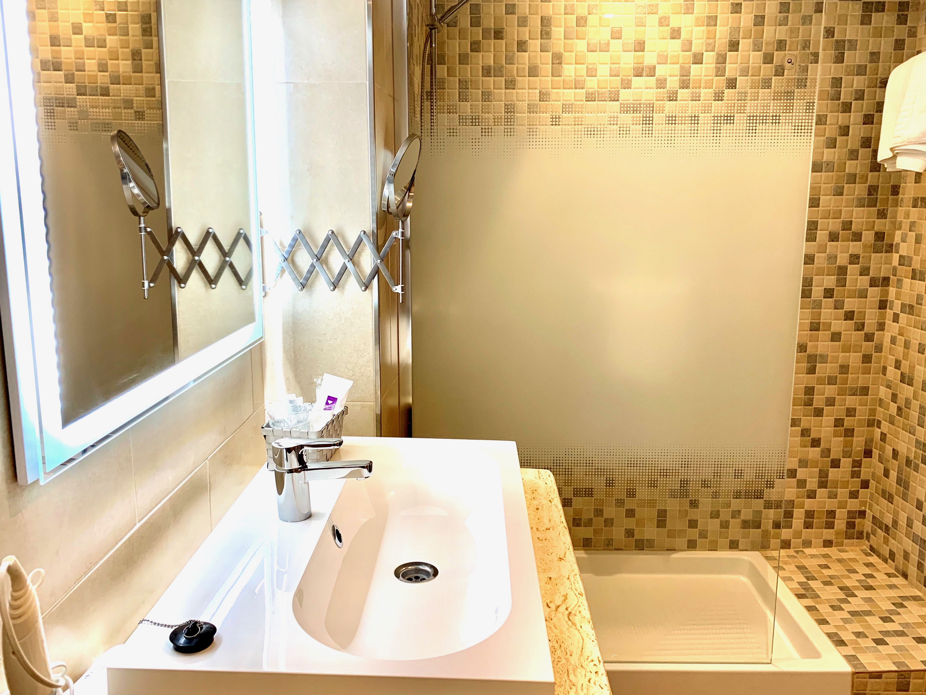 Double Park View with Balcony