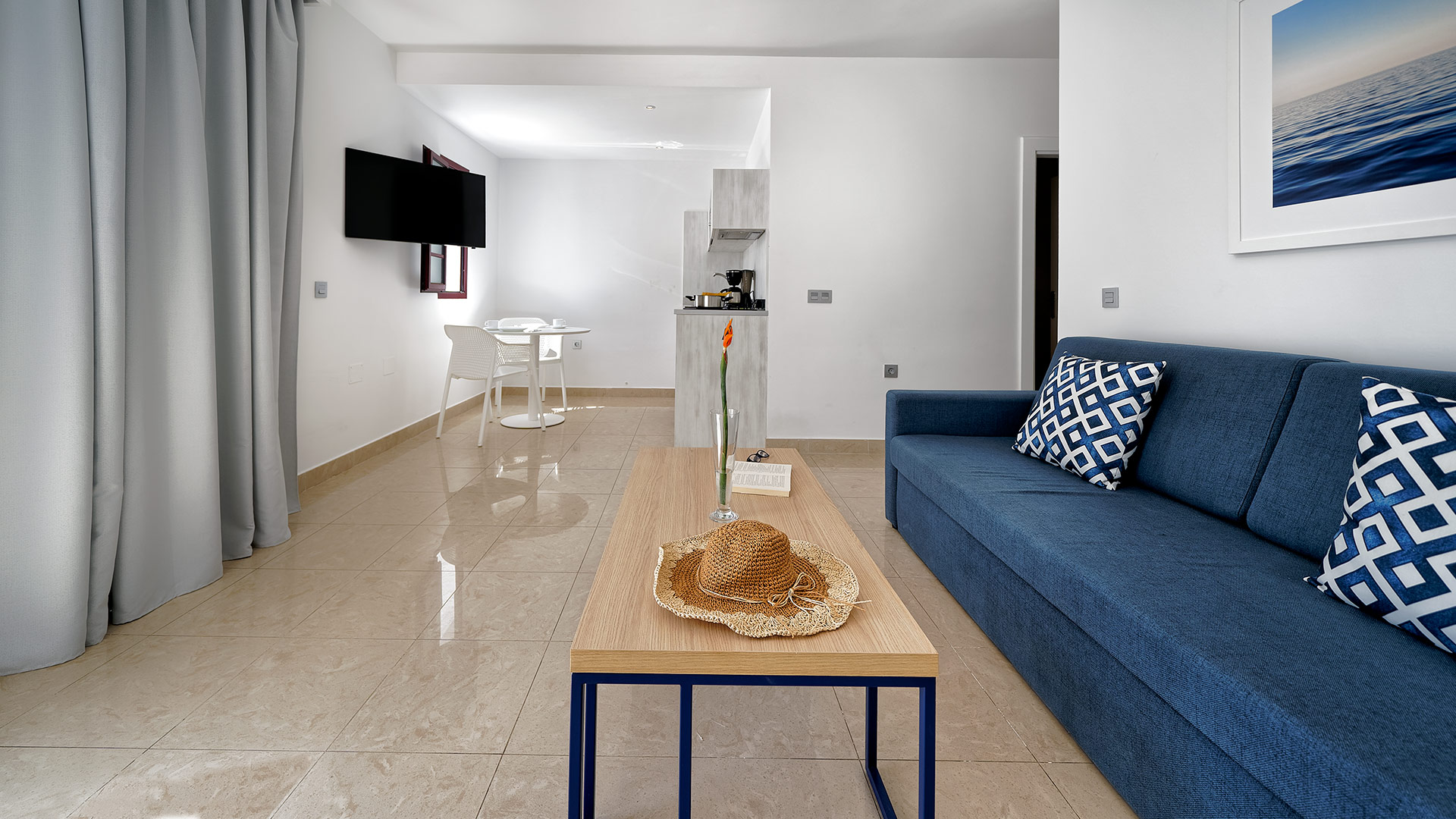 Apartment Deluxe with Terrace