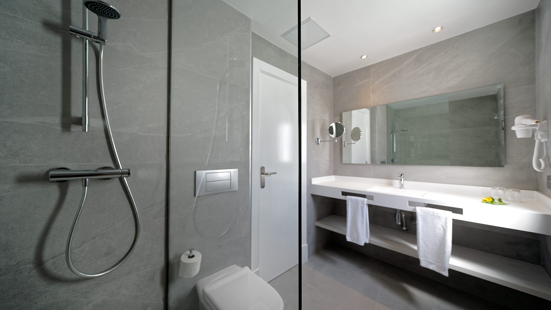 Apartment with Terrace