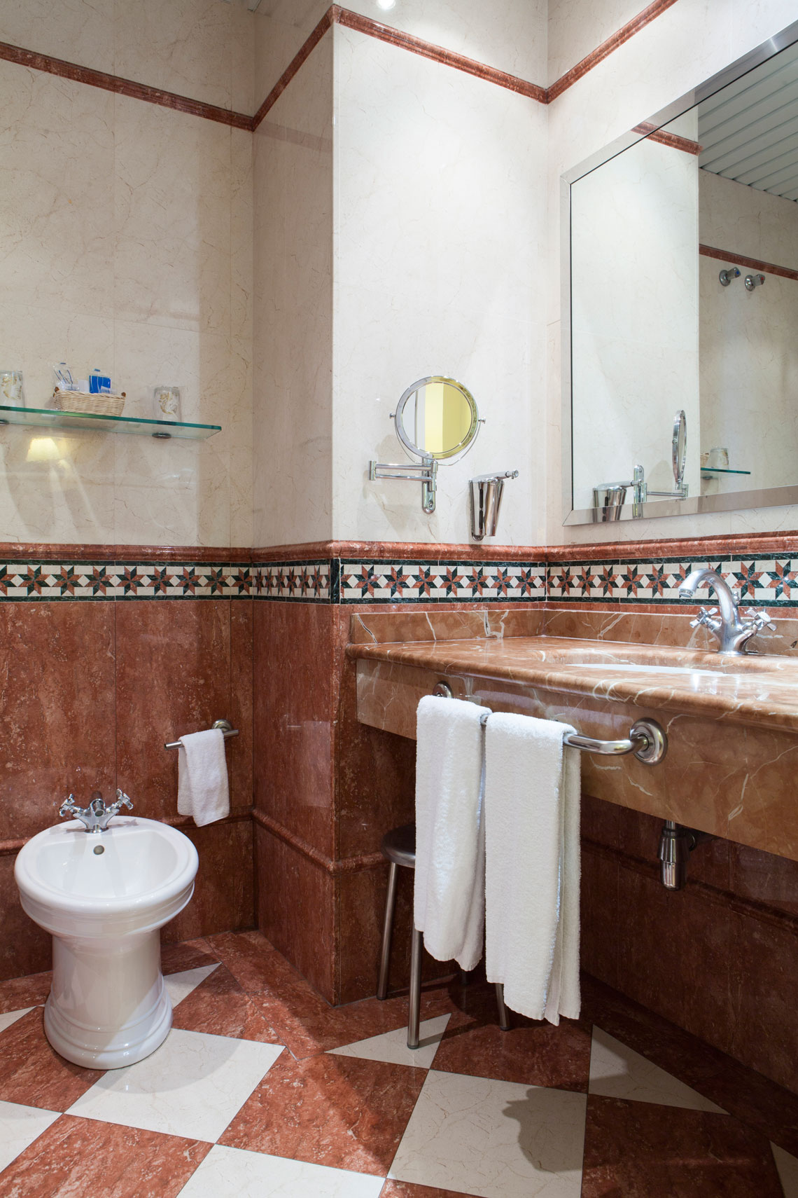 Double or Twin Standard