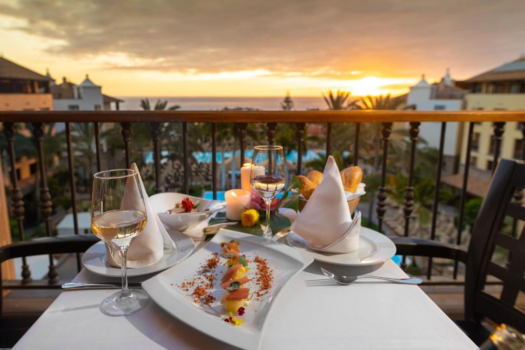 Double Single Sea View