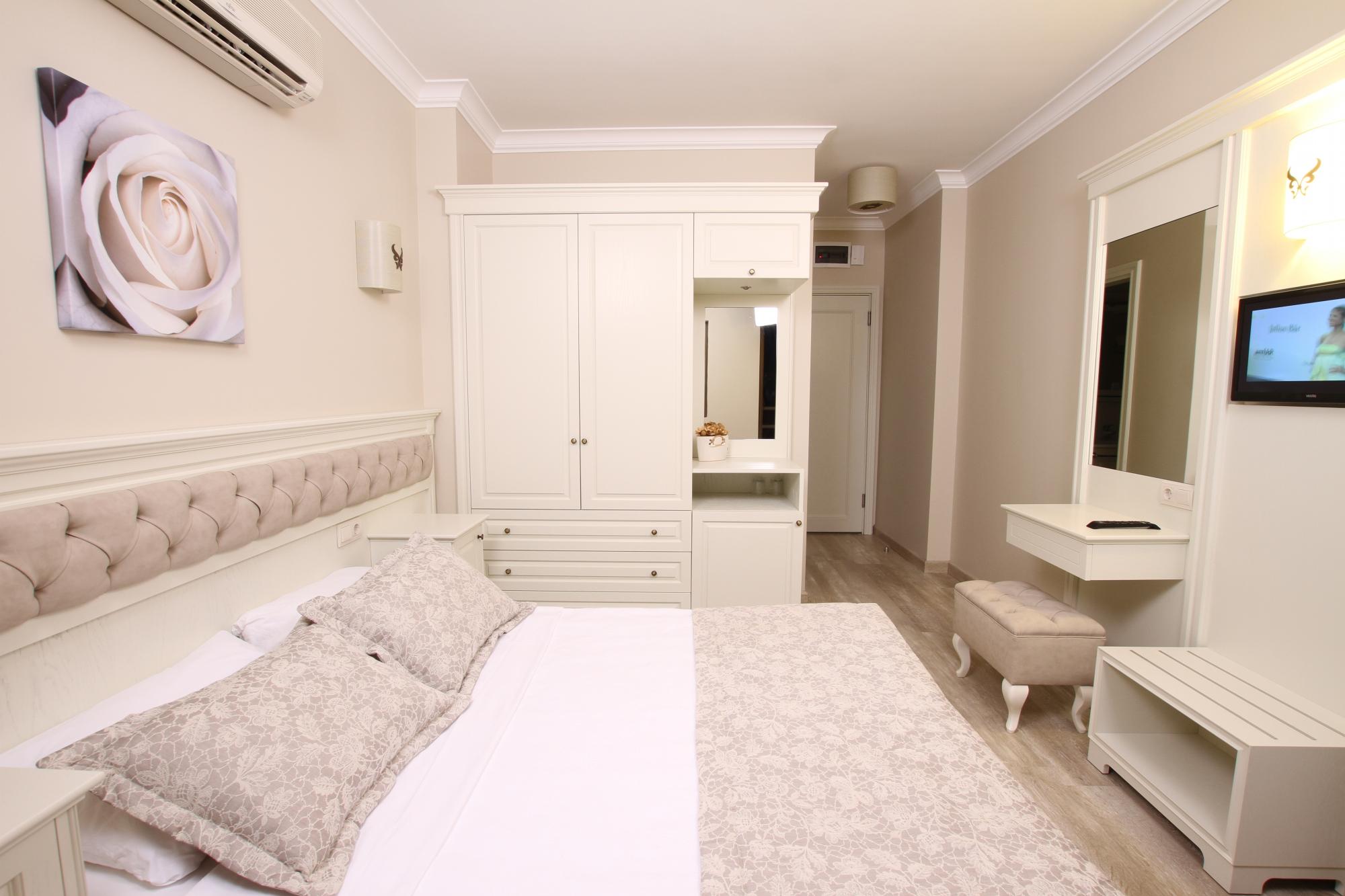 Double or Twin Sea View