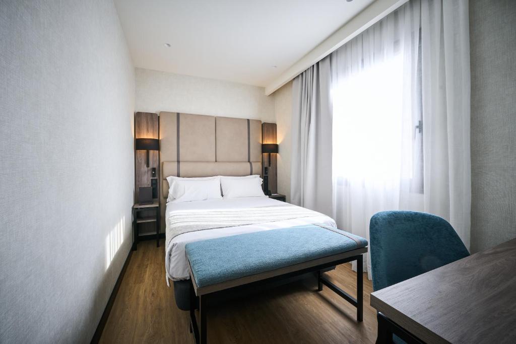 Double Single Premium