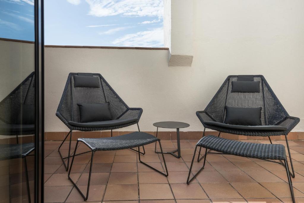 Double or Twin with Terrace