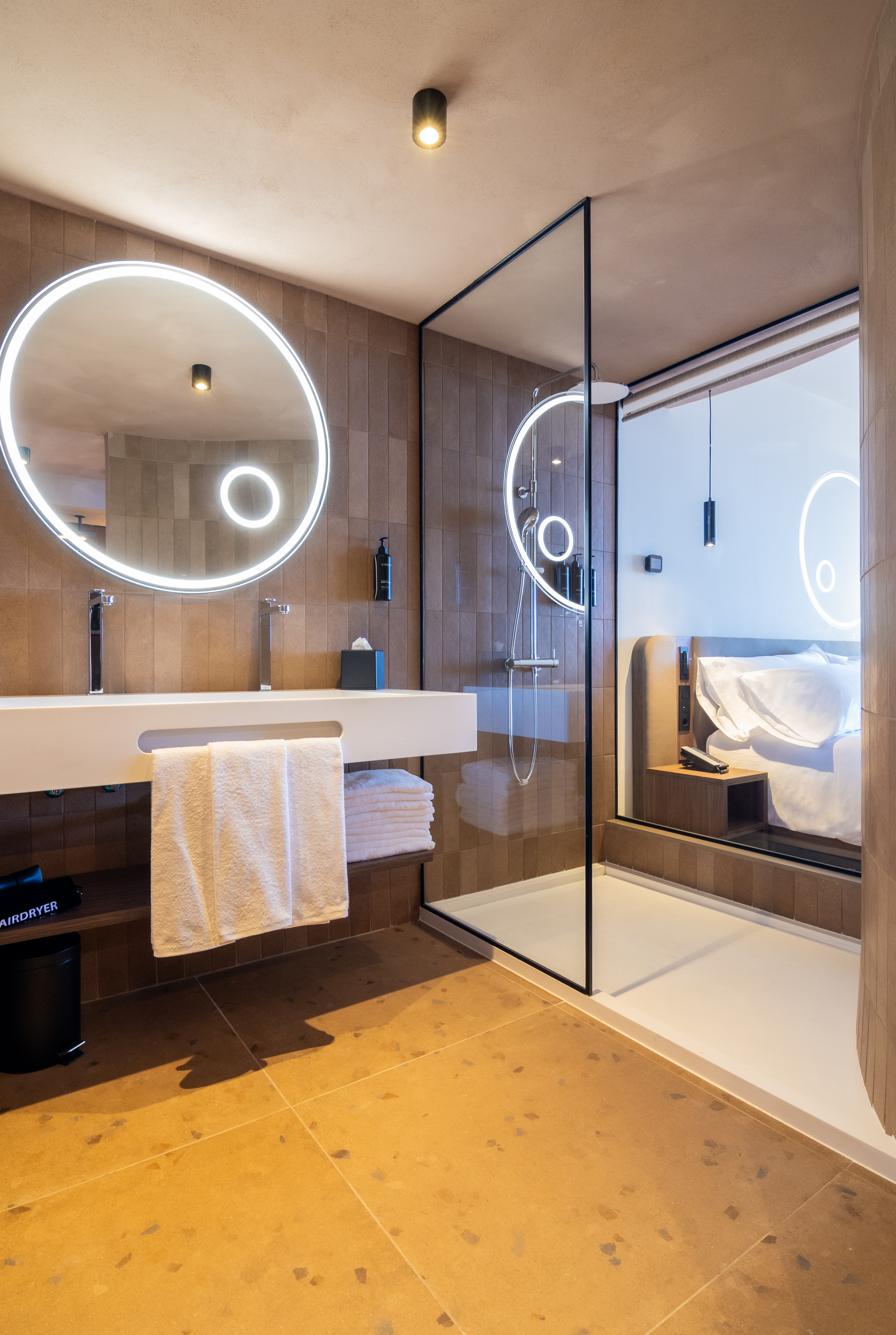 Junior Suite Side Sea View