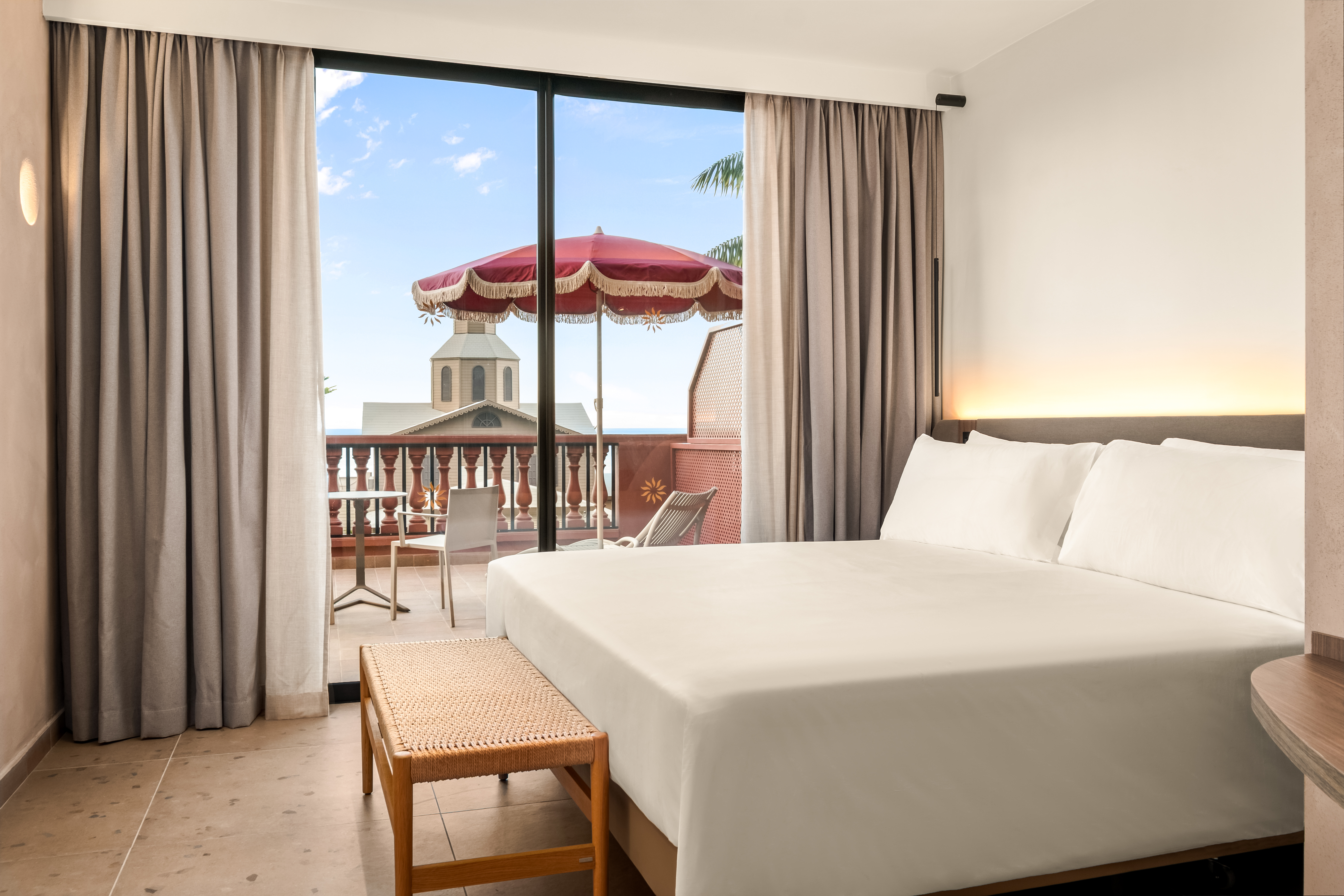 Double Superior Side Sea View