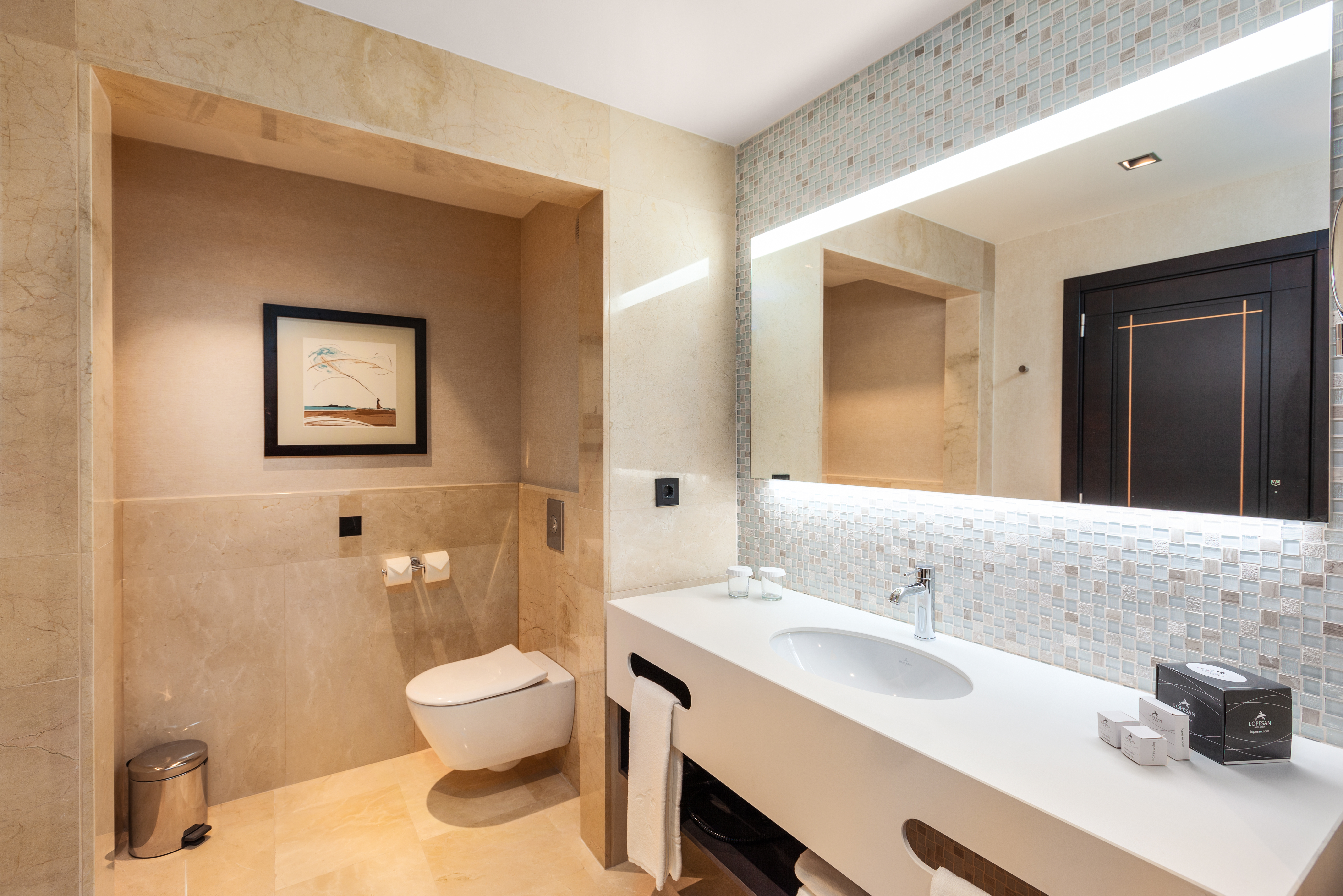 Double or Twin Deluxe