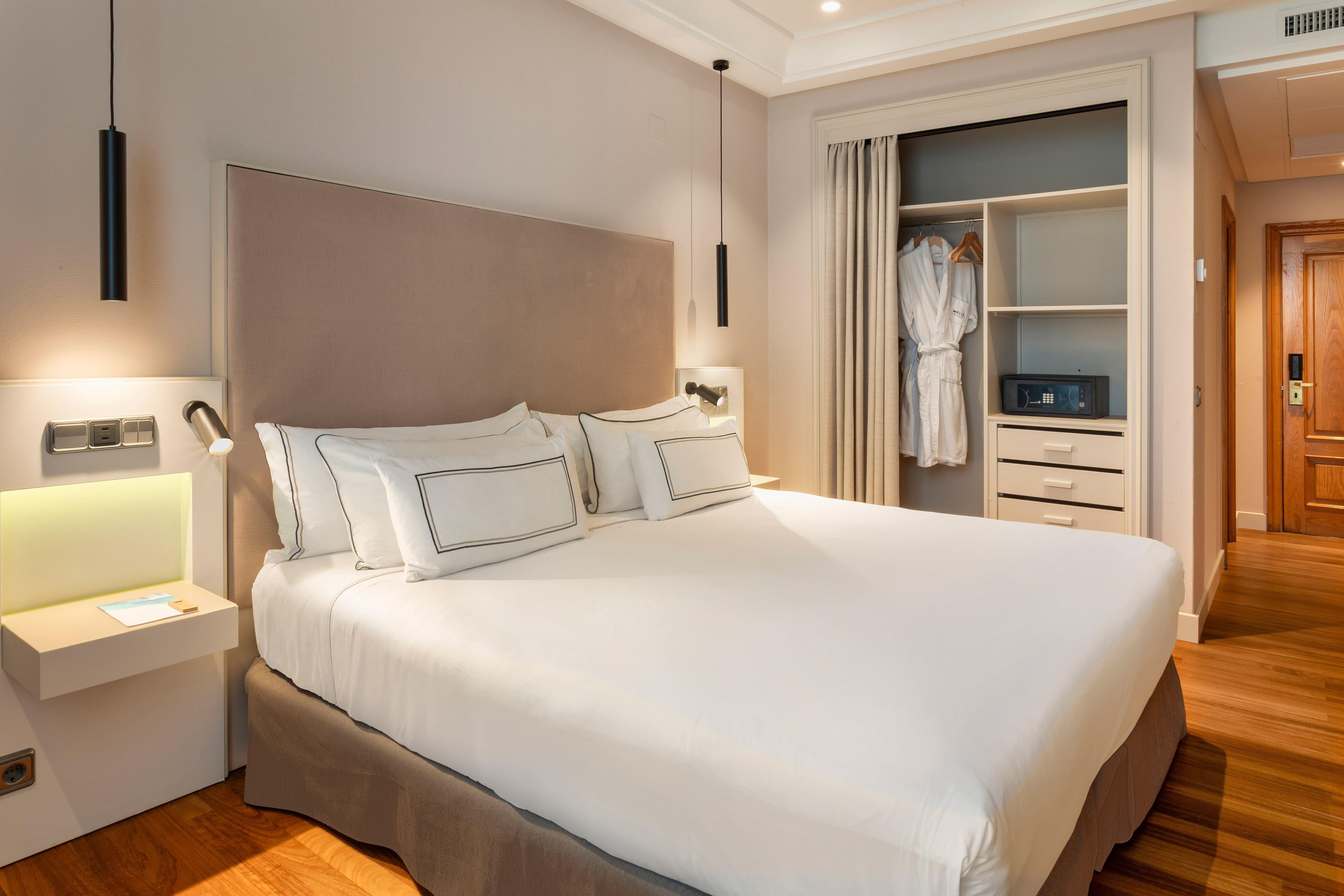 Double or Twin Premium Sea View