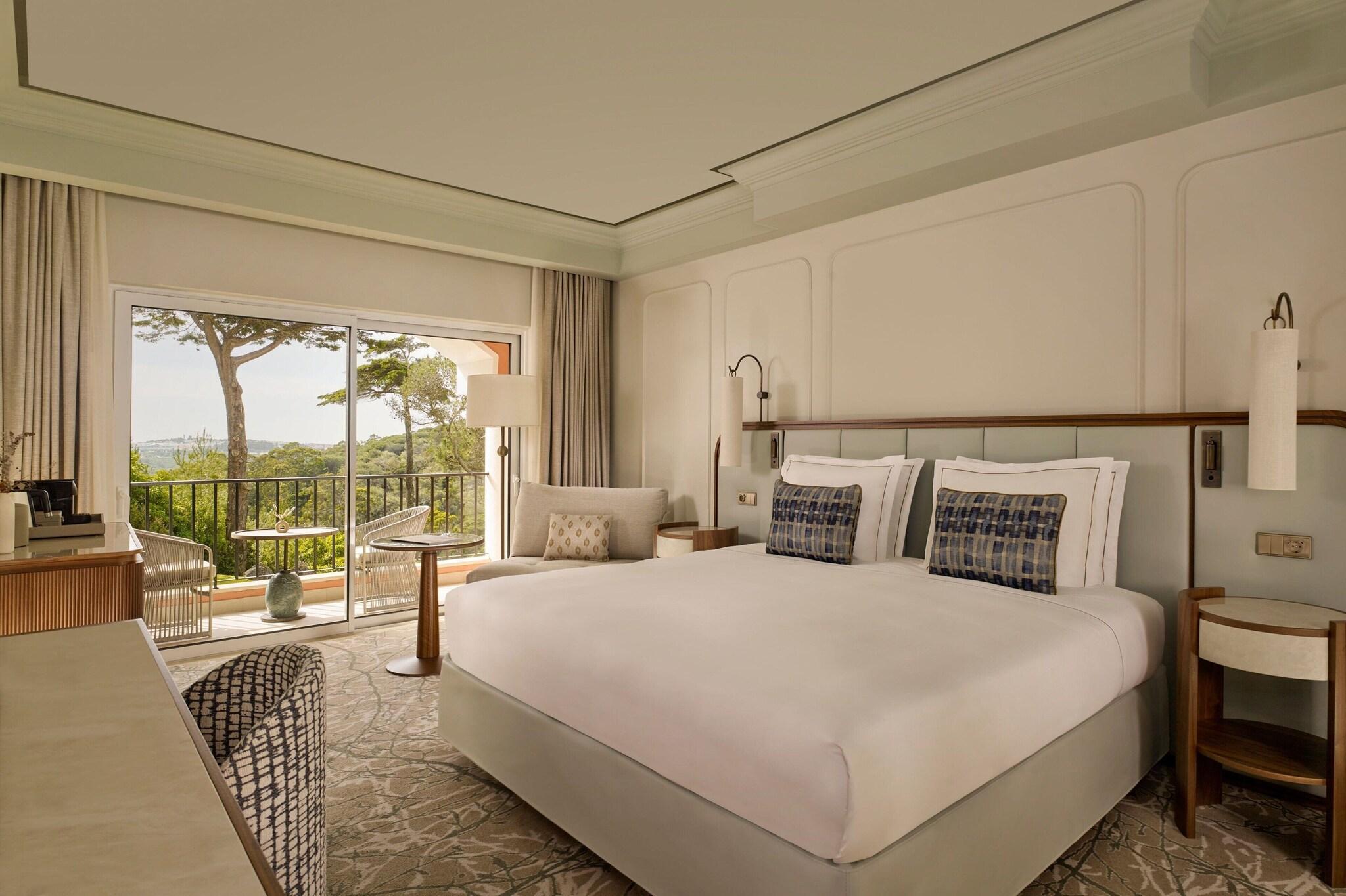 Double Deluxe King Bed