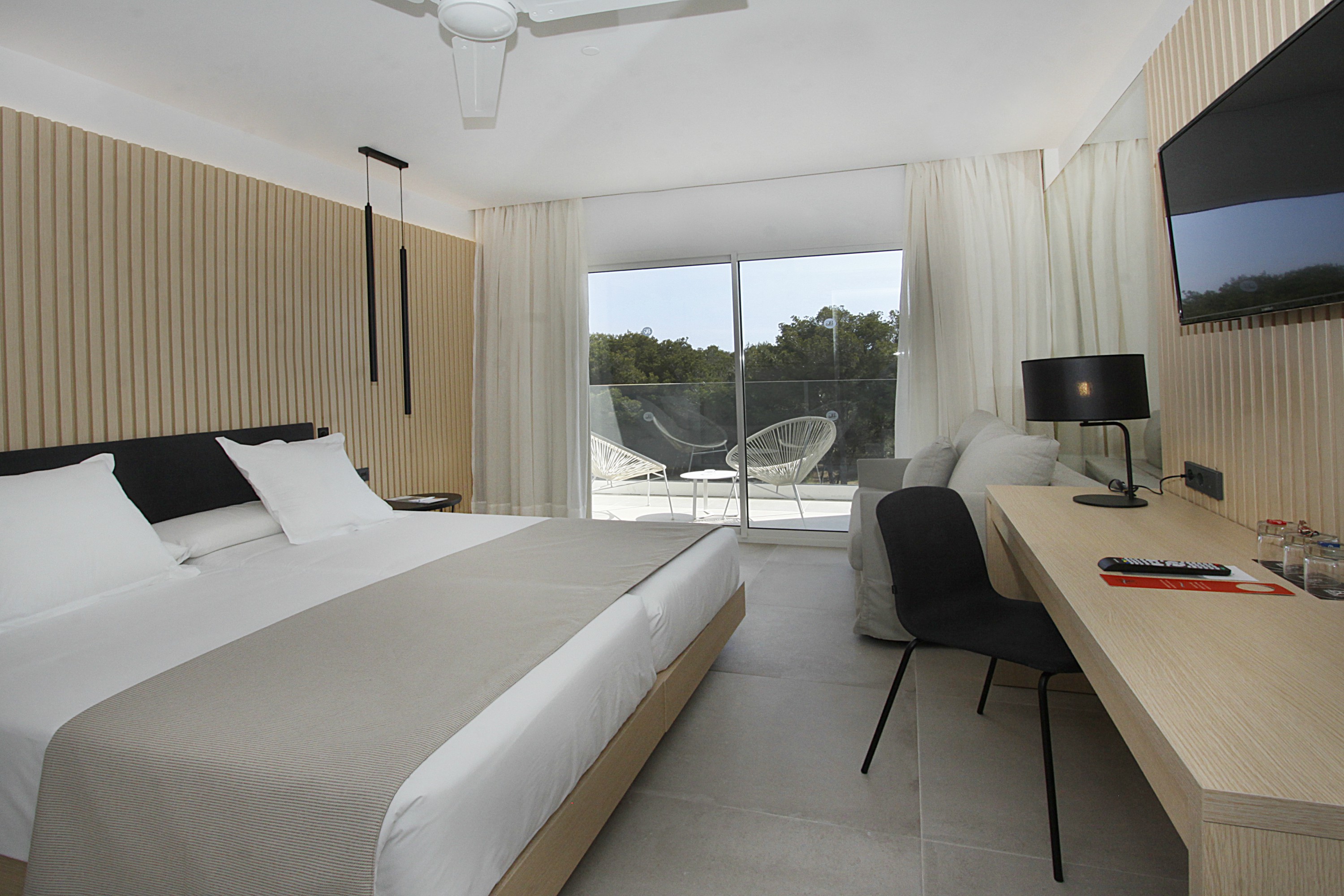 Double or Twin Superior