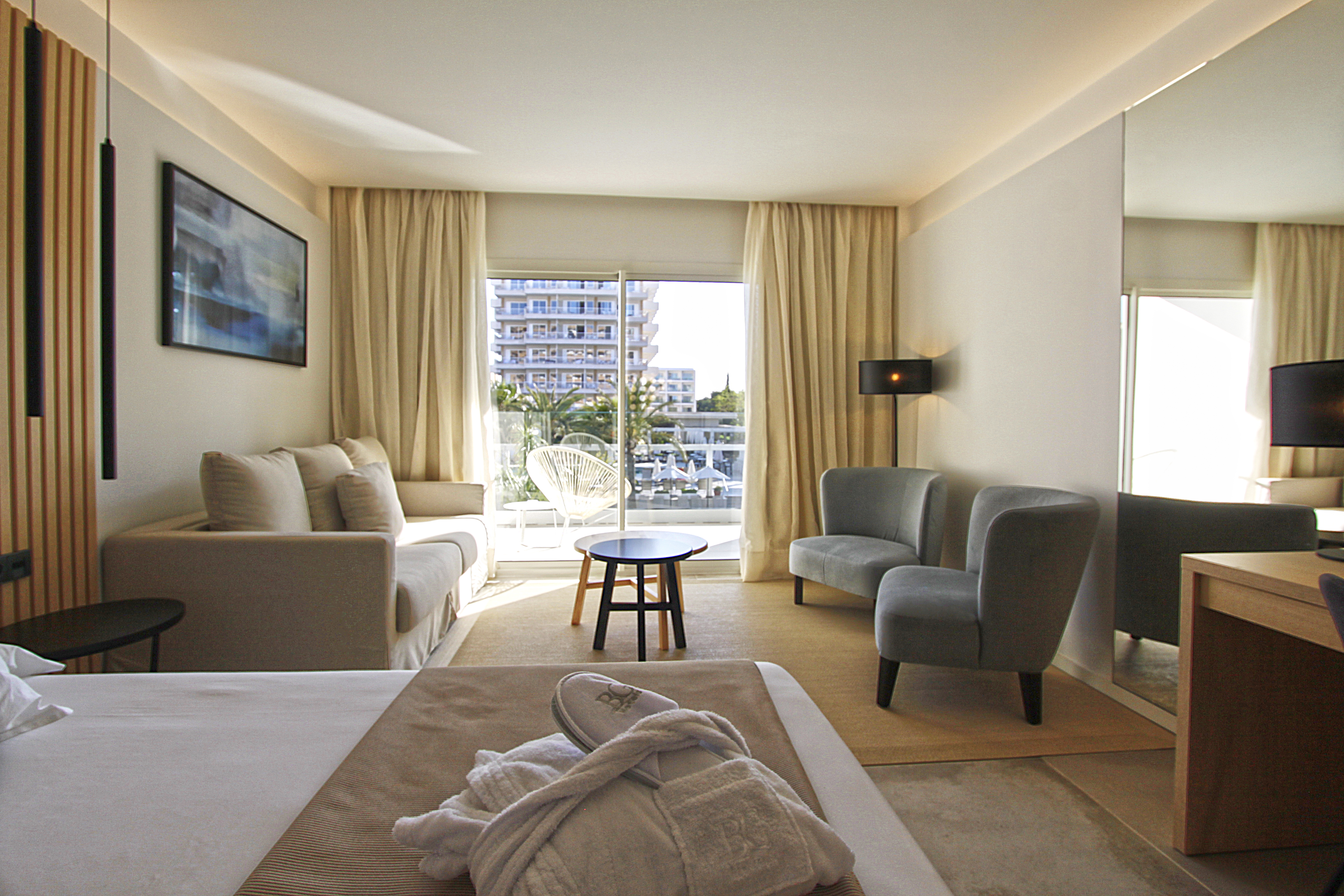 Junior Suite Standard