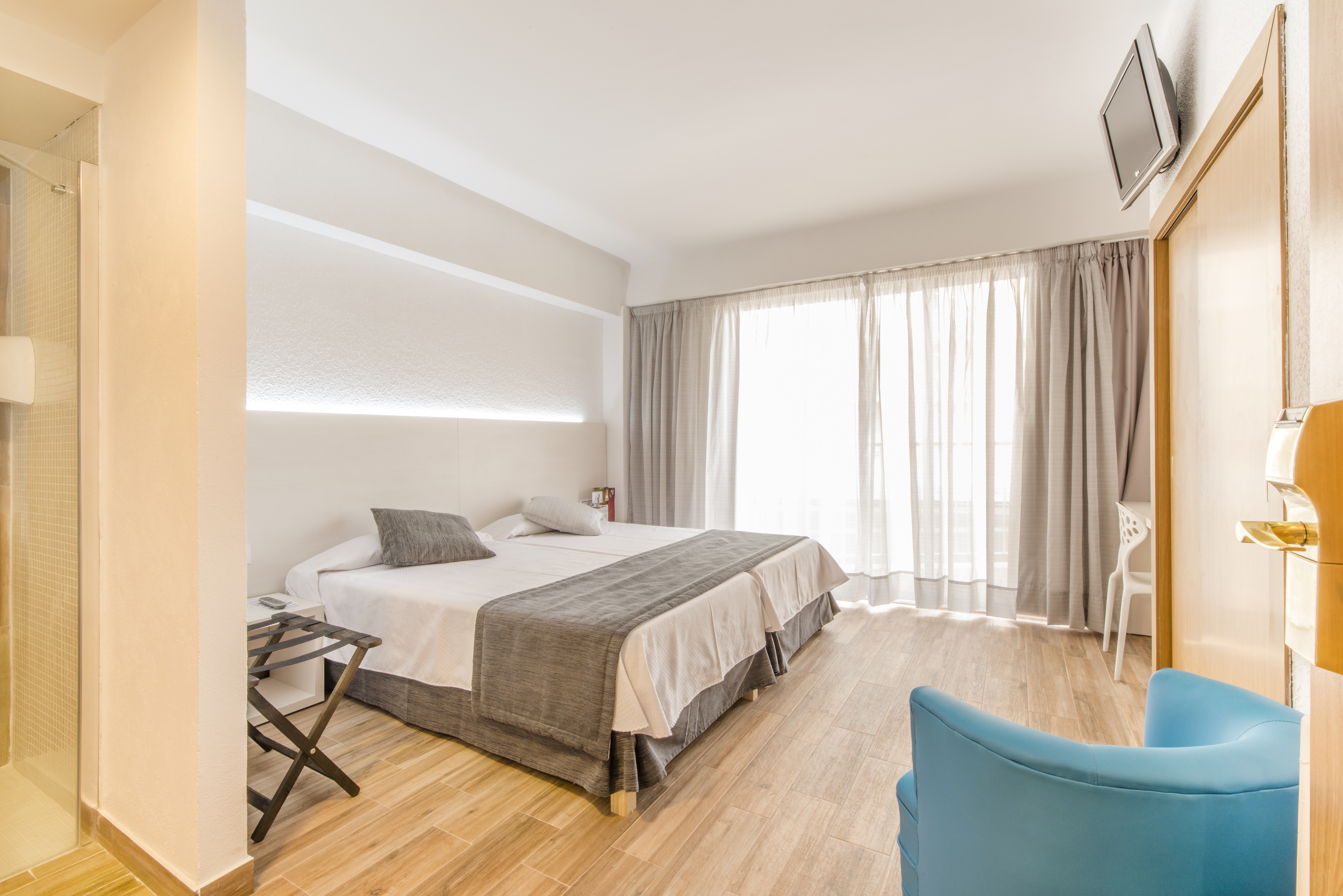 Double or Twin Sea View