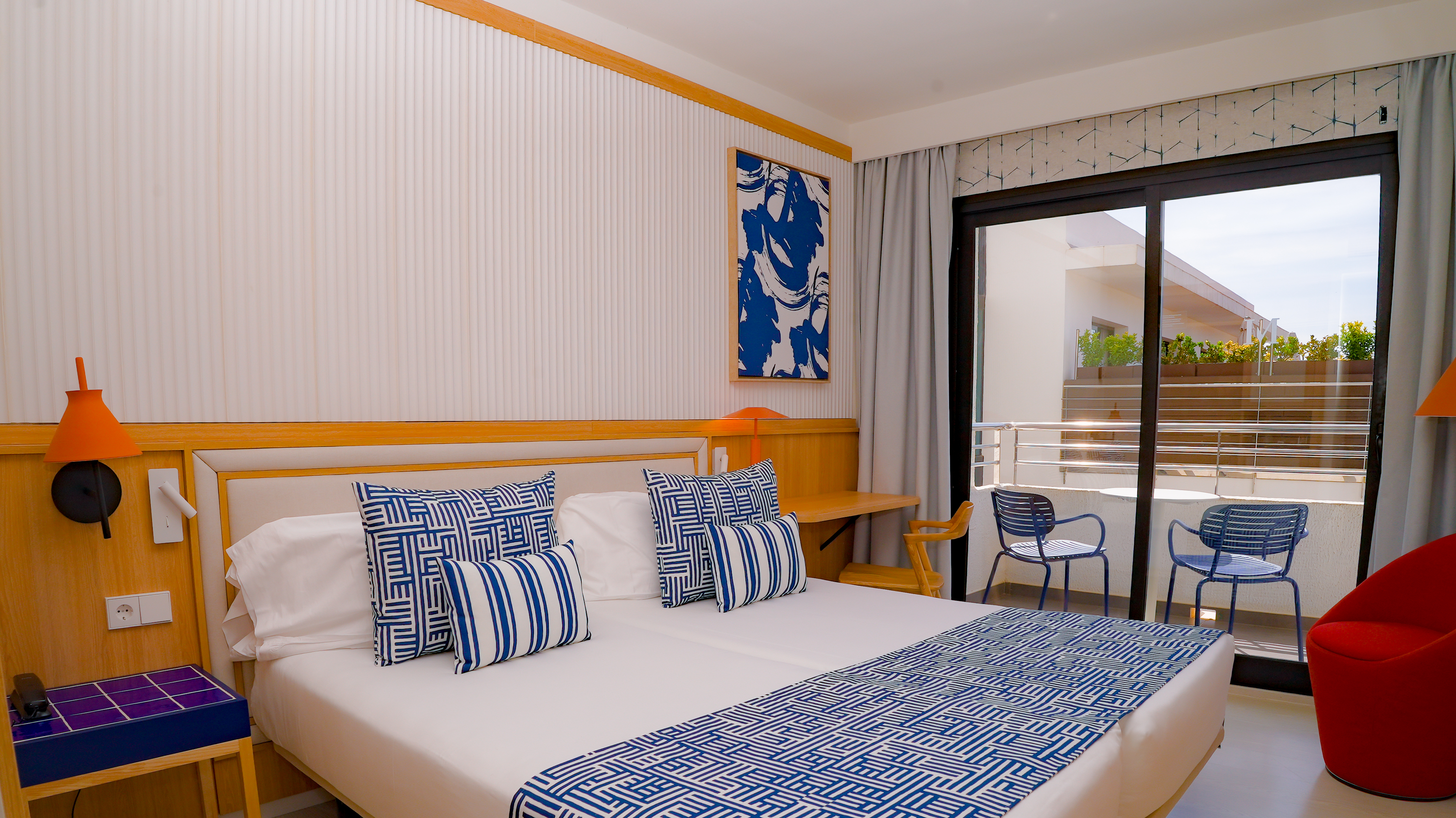 Double Single Economy