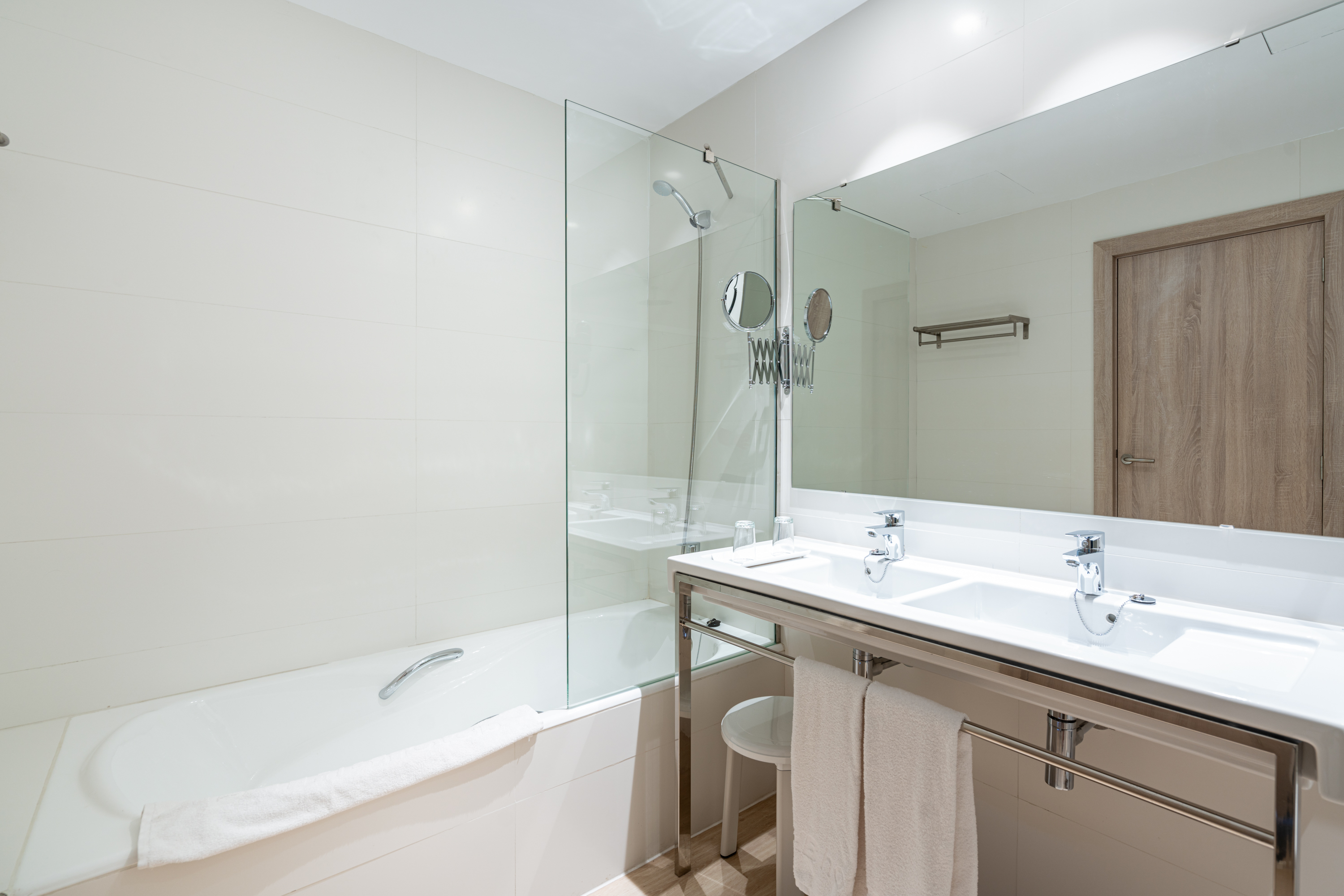 Double or Twin Sea View