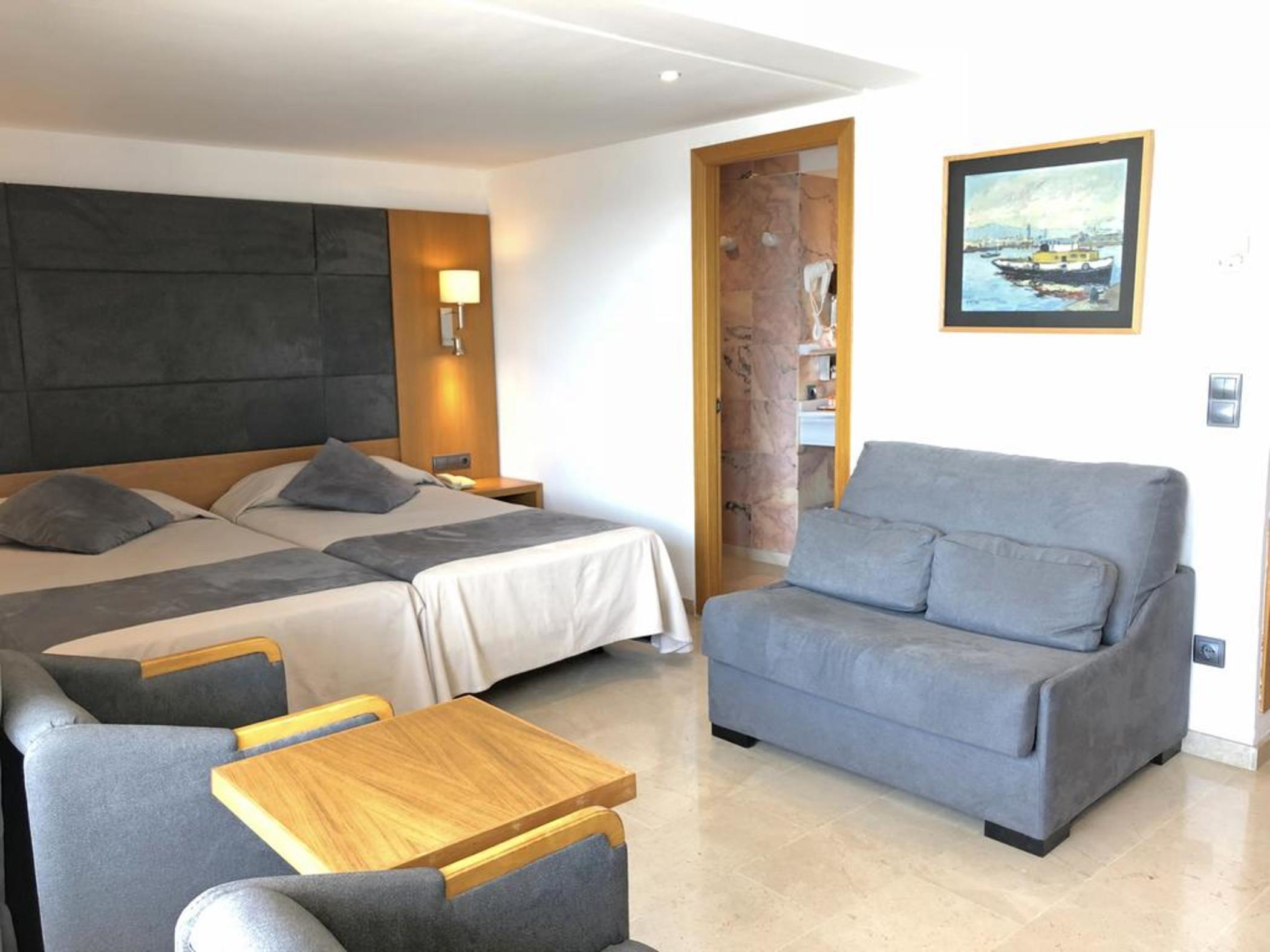 Family Room Standard