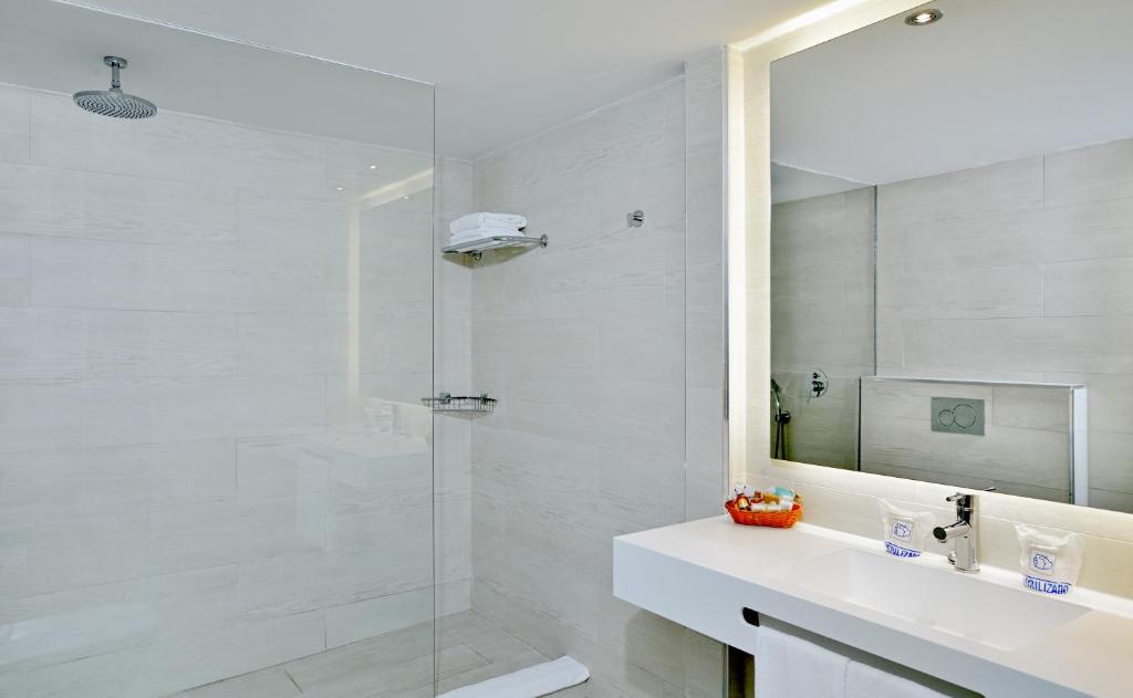 Double or Twin Superior