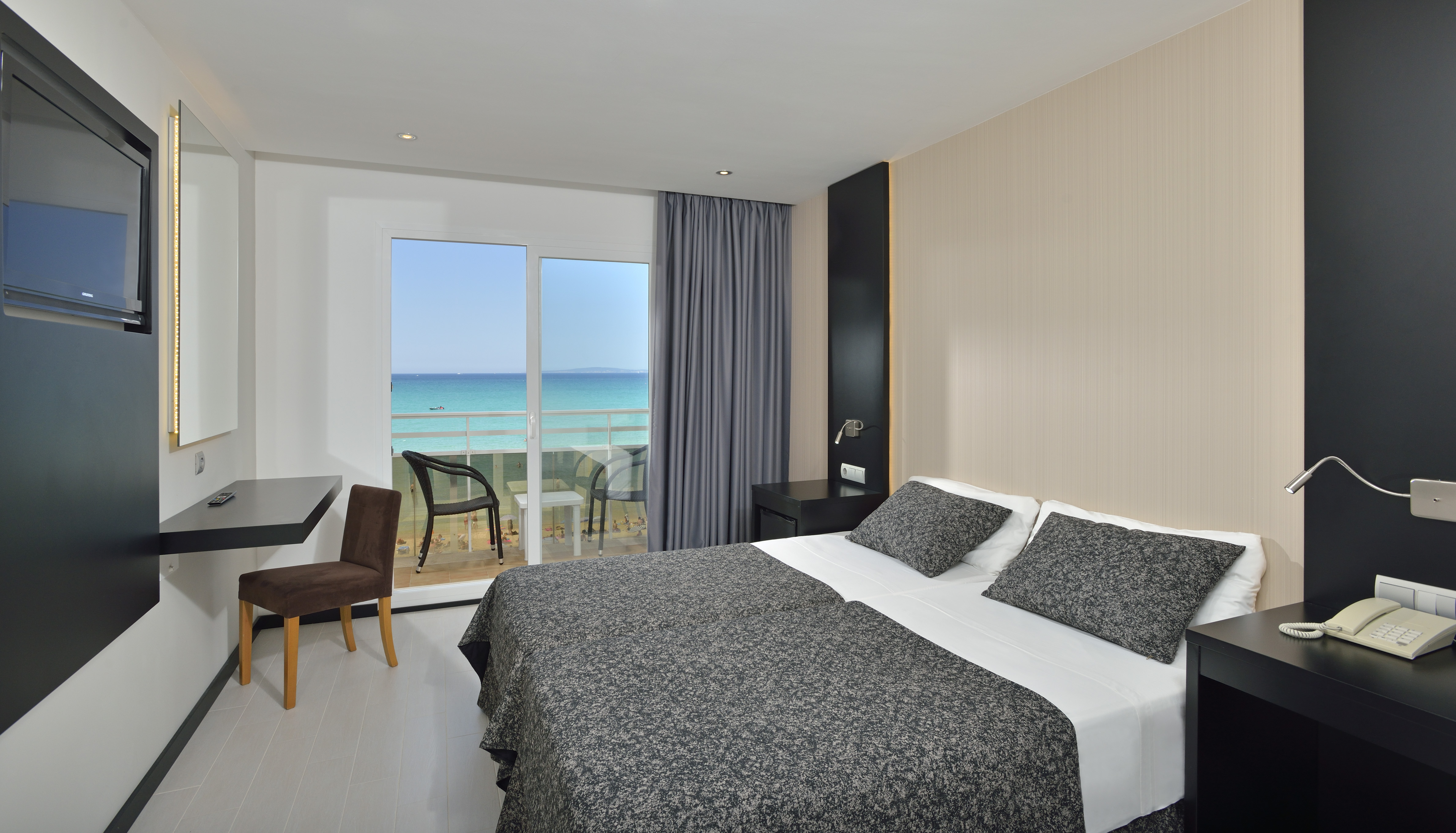 Double or Twin Sea View