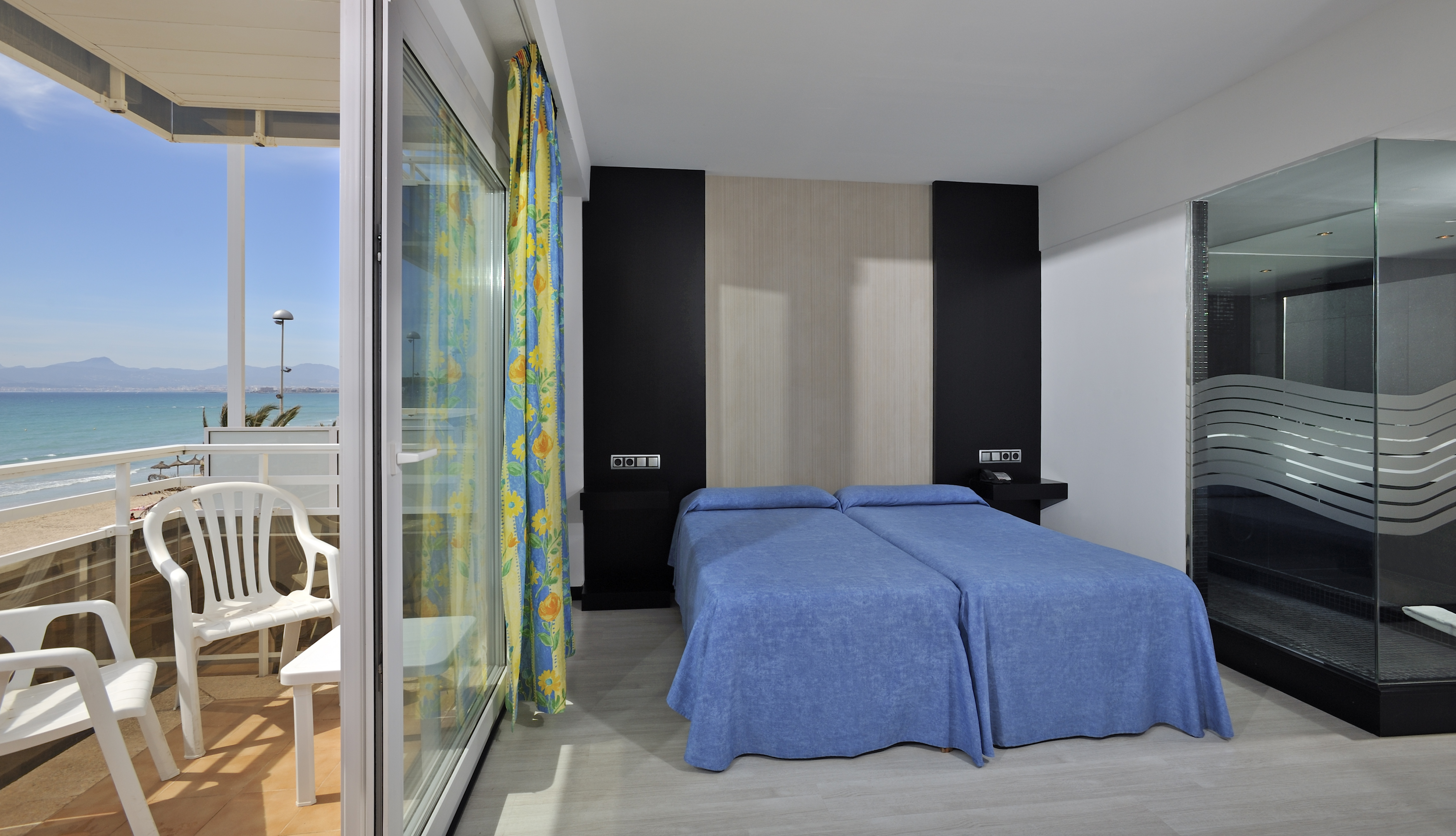 Double or Twin Sea View