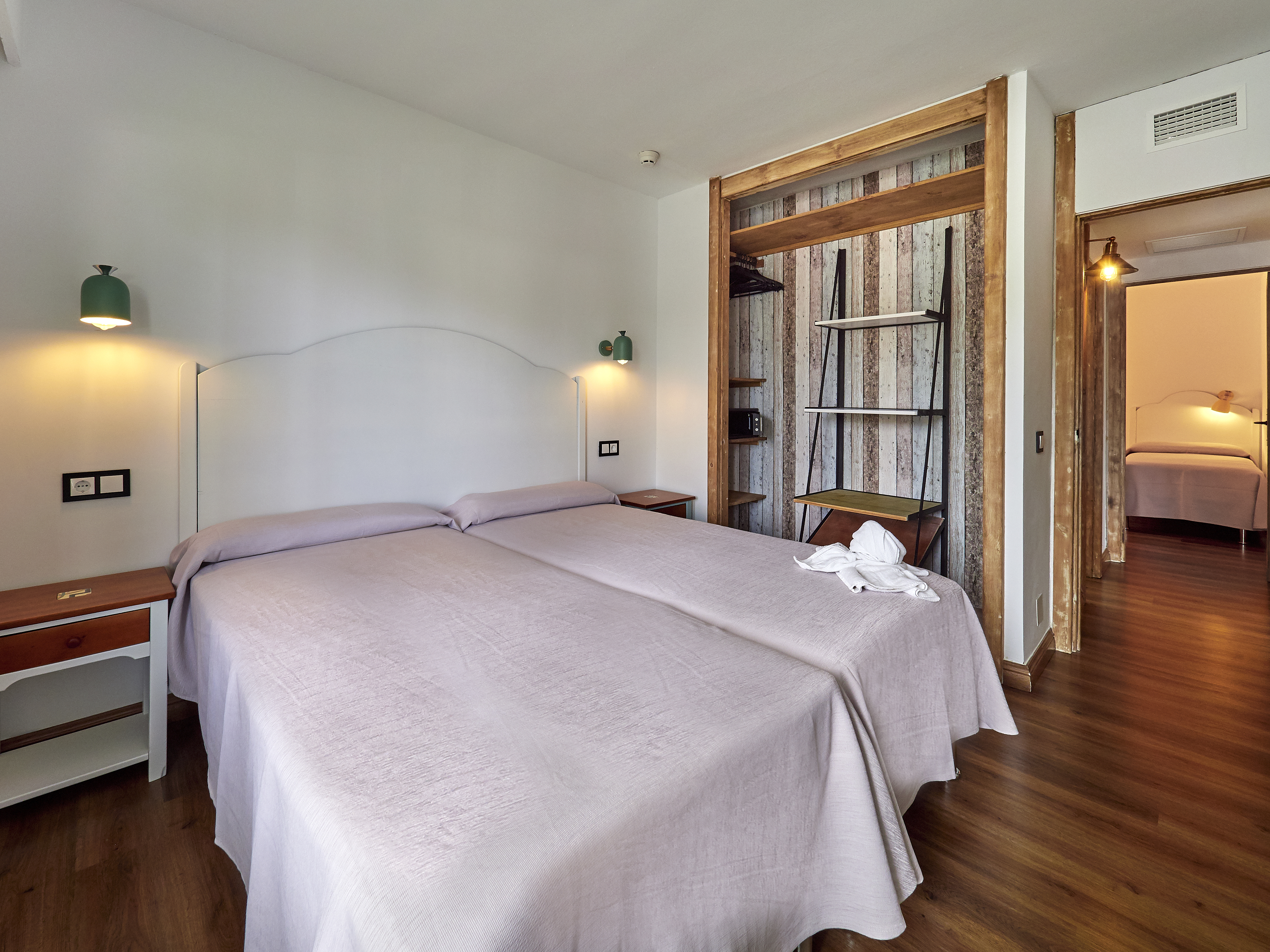 Apartment Capacity 3