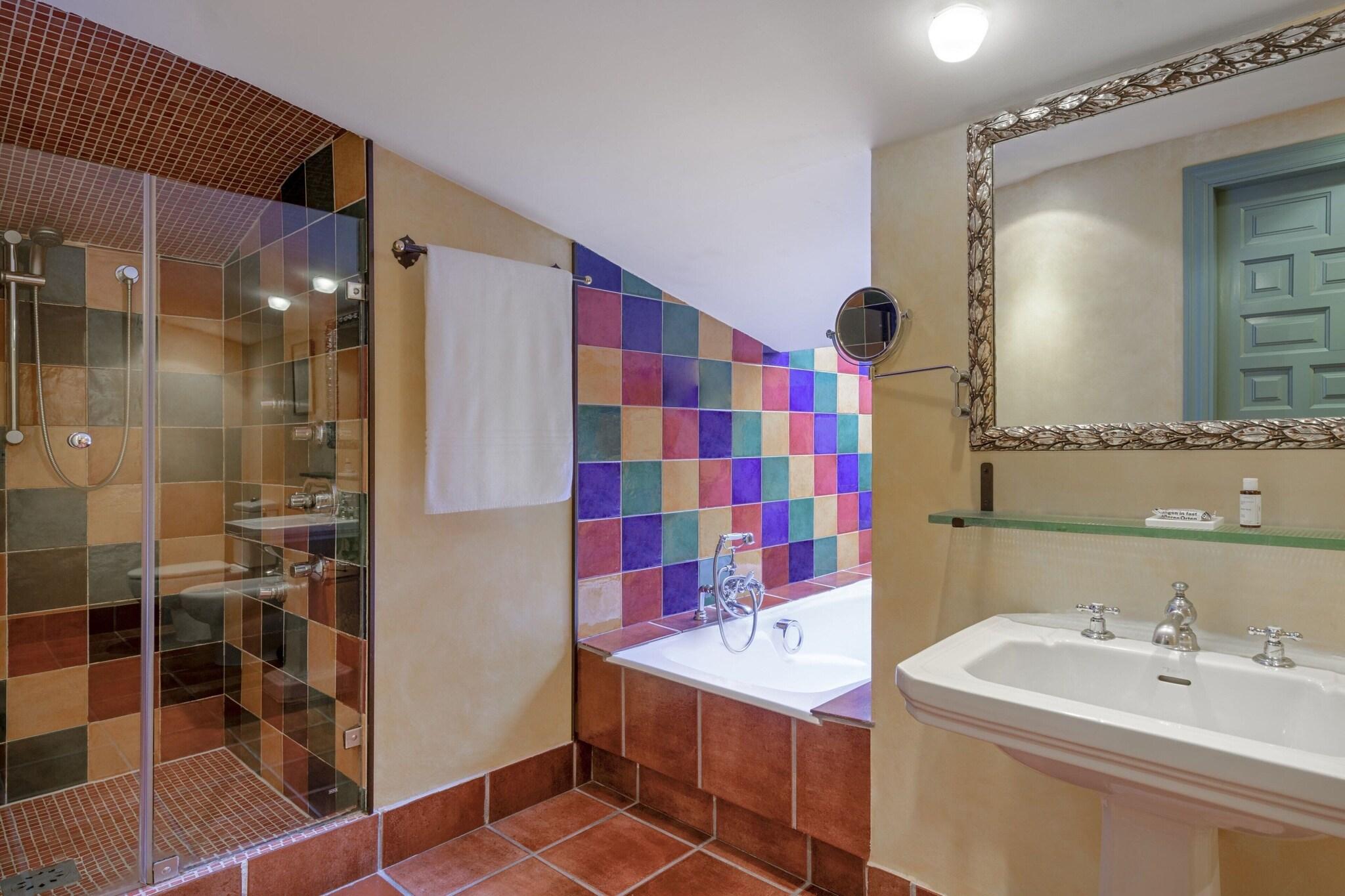 Double Superior King Bed