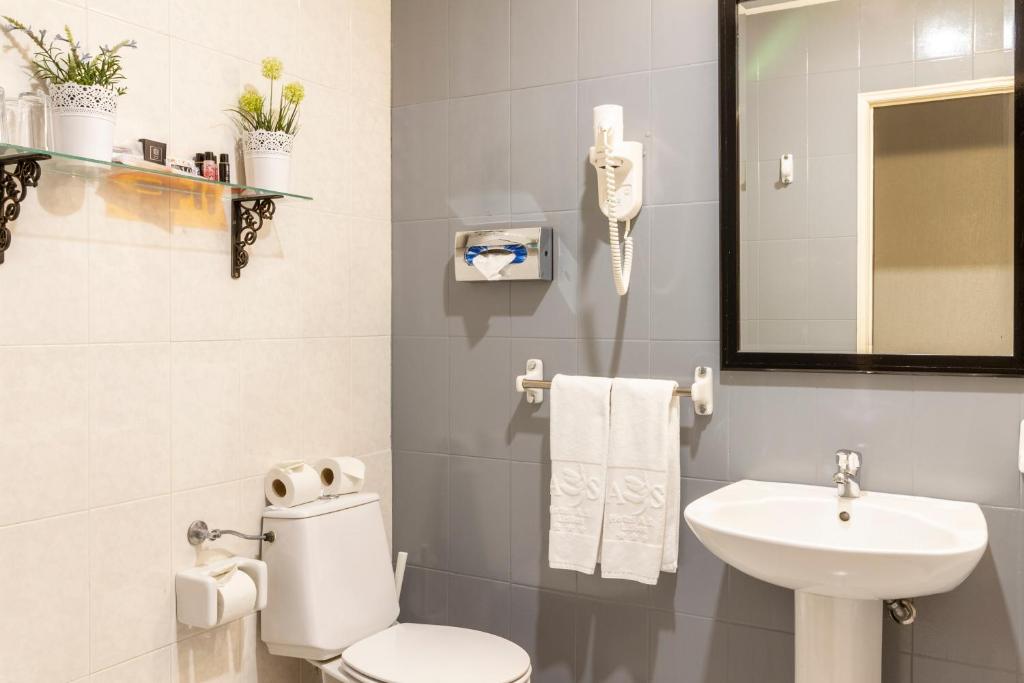 Family Room Standard