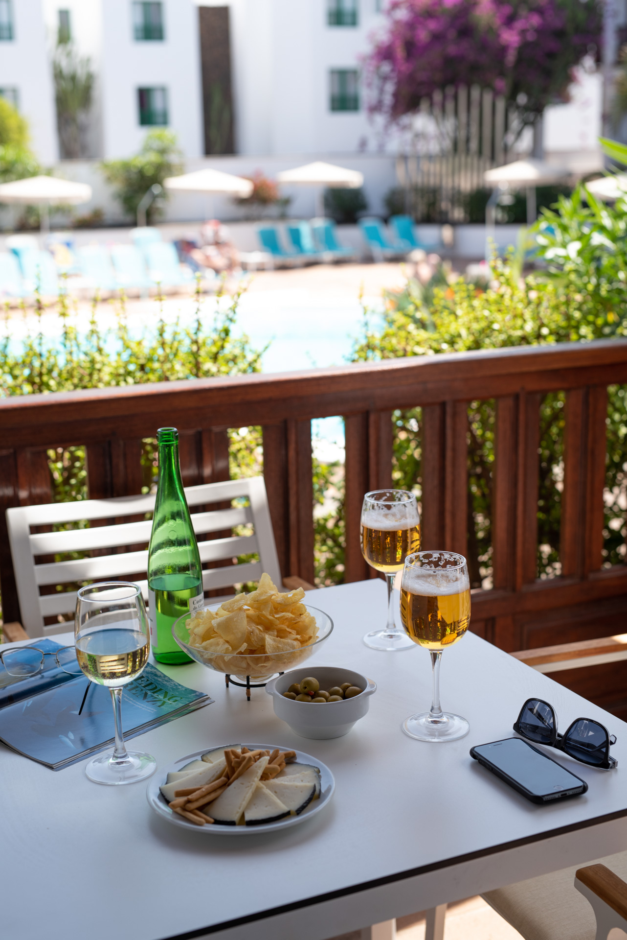 Apartment King Size Bed