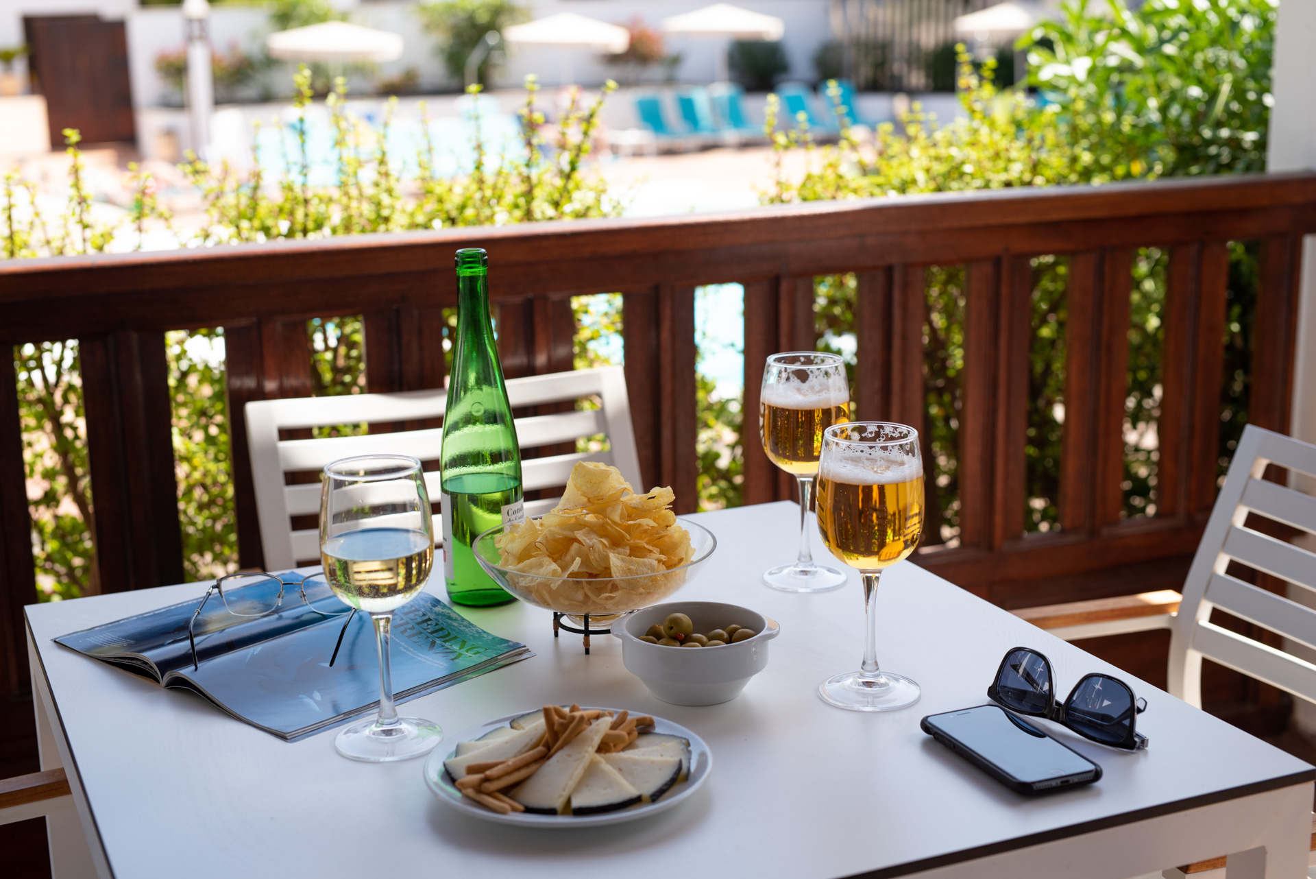 Apartment King Size Bed