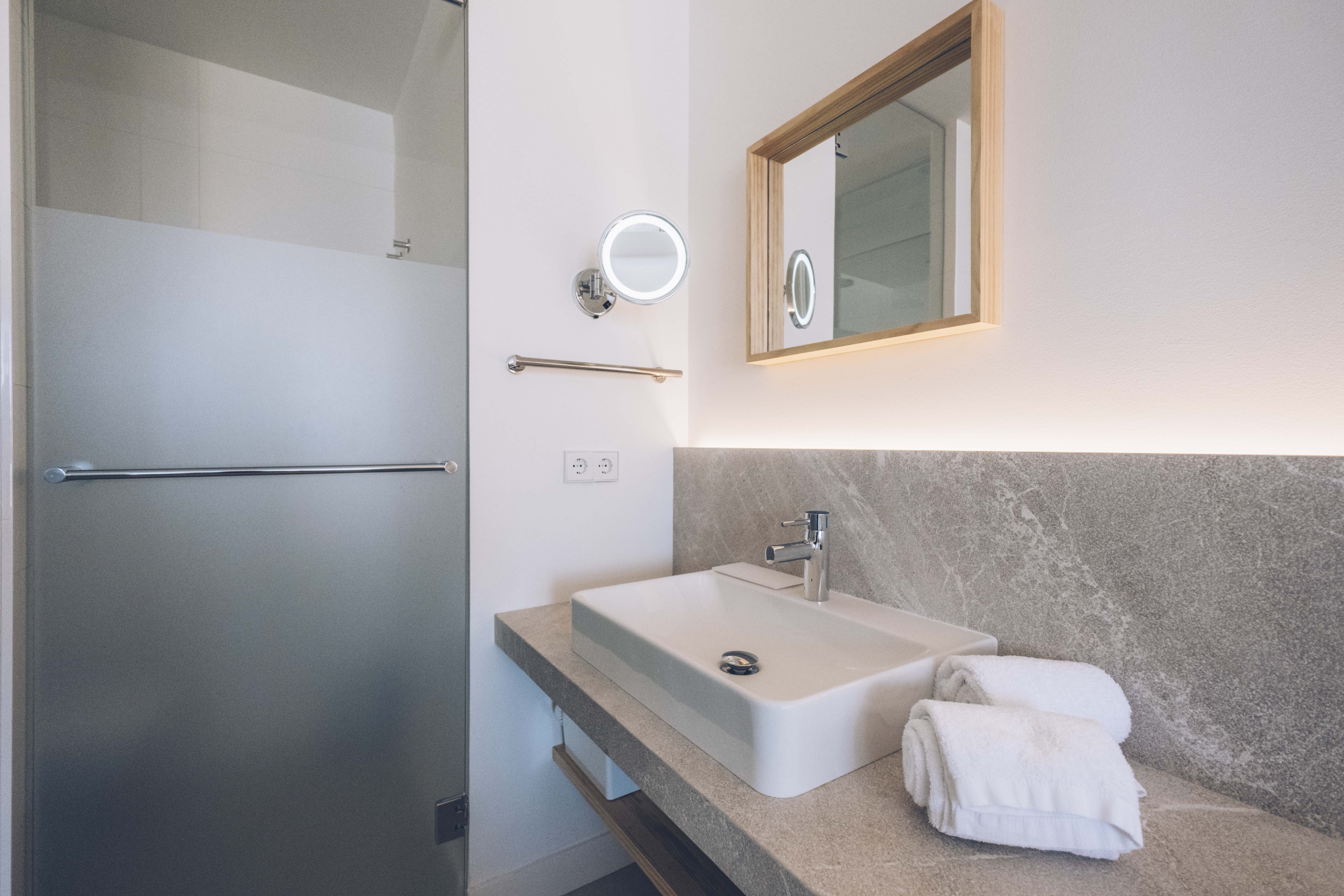 Double or Twin Side Sea View with Balcony