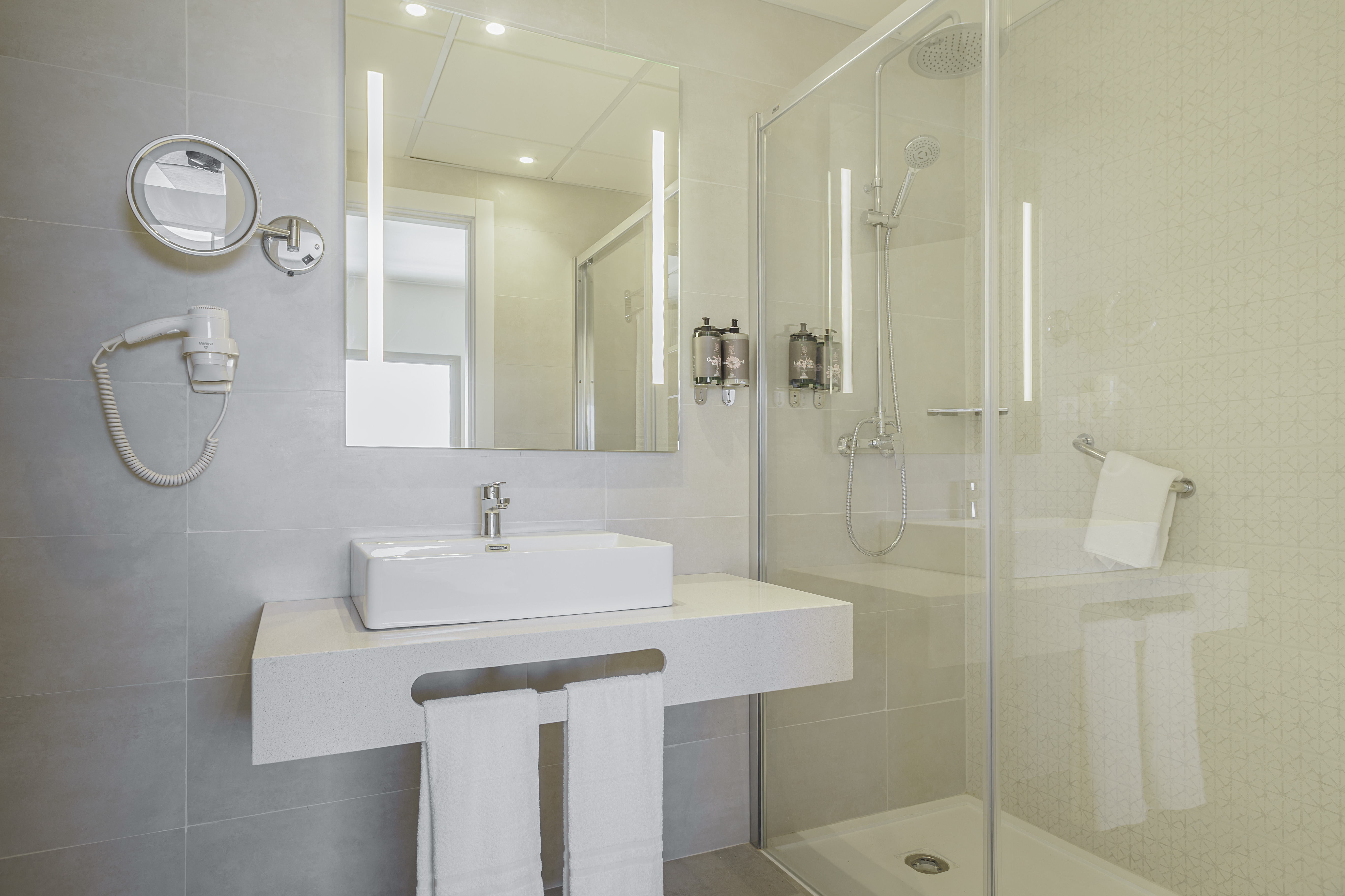 Apartment Capacity 4 Two Bedrooms