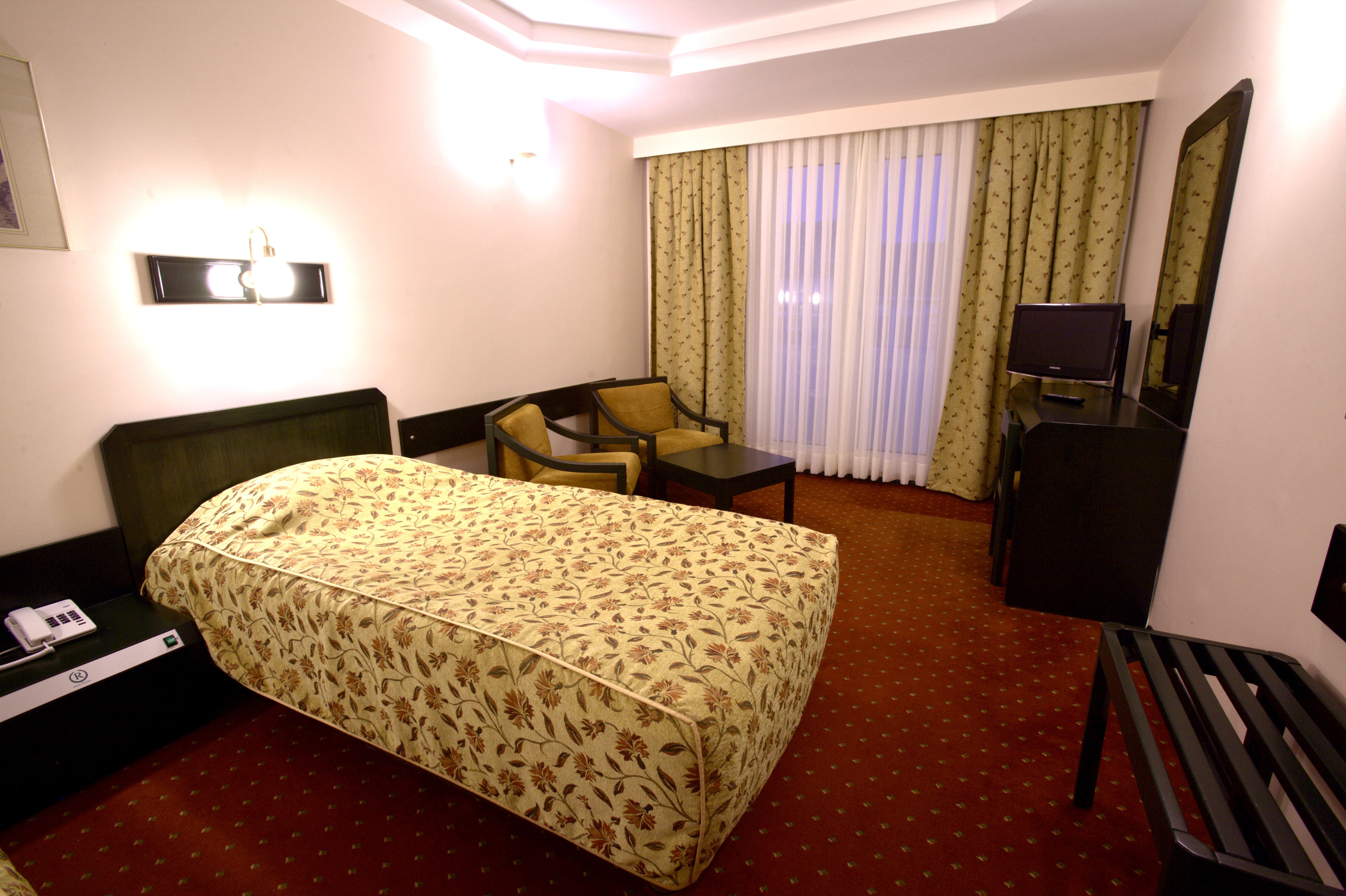 Double One Bedroom One Bathroom