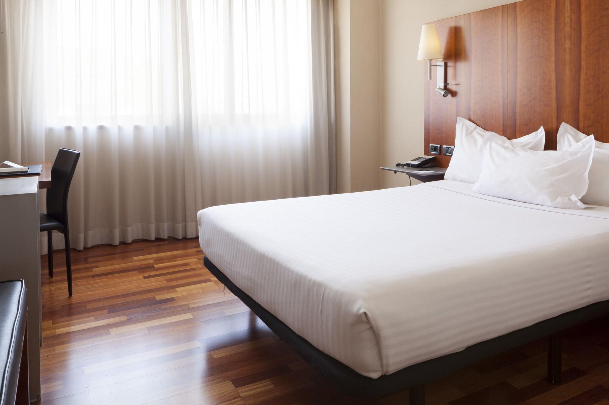 Double Queen Size Bed