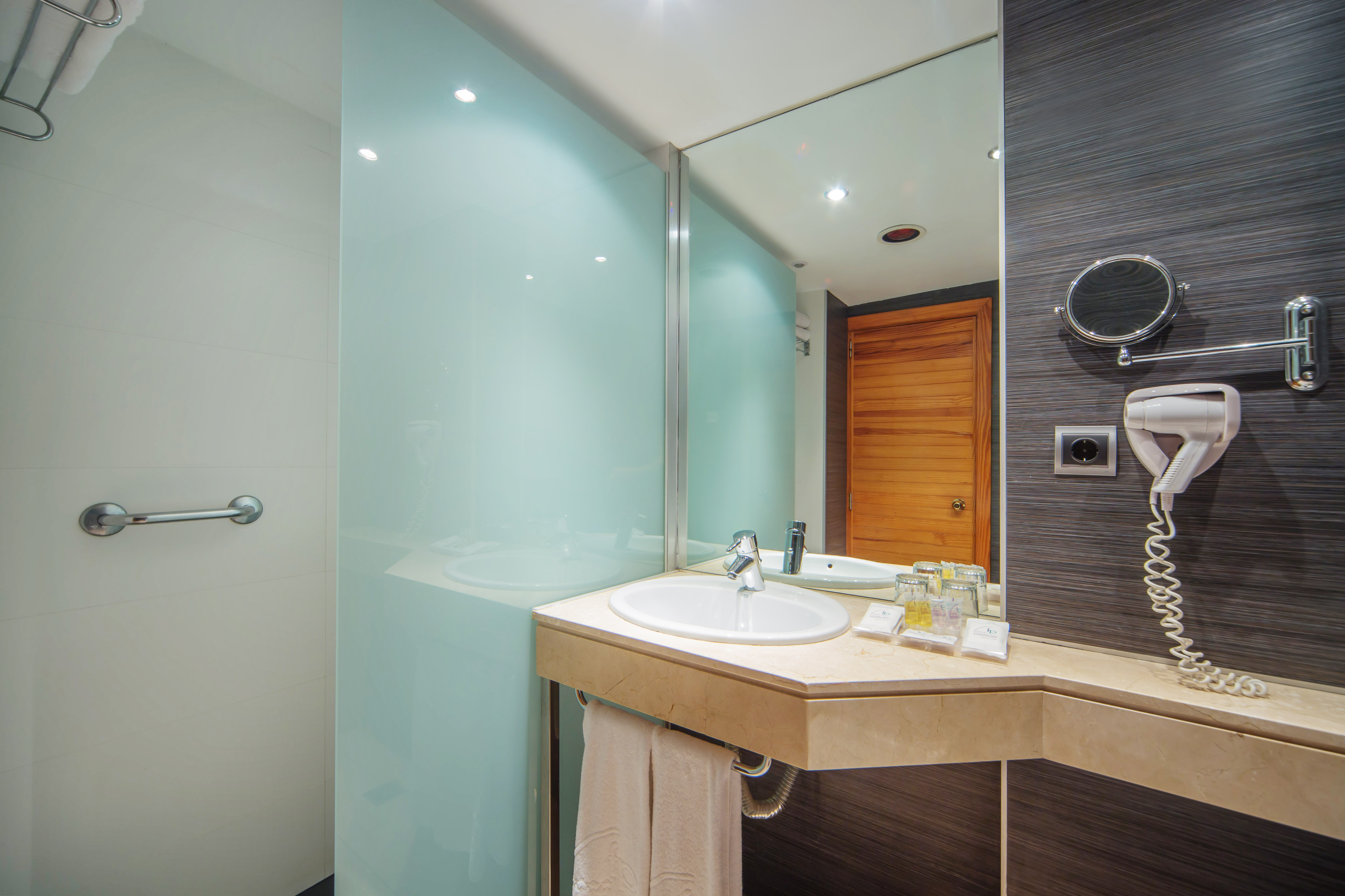 Apartment Capacity 2