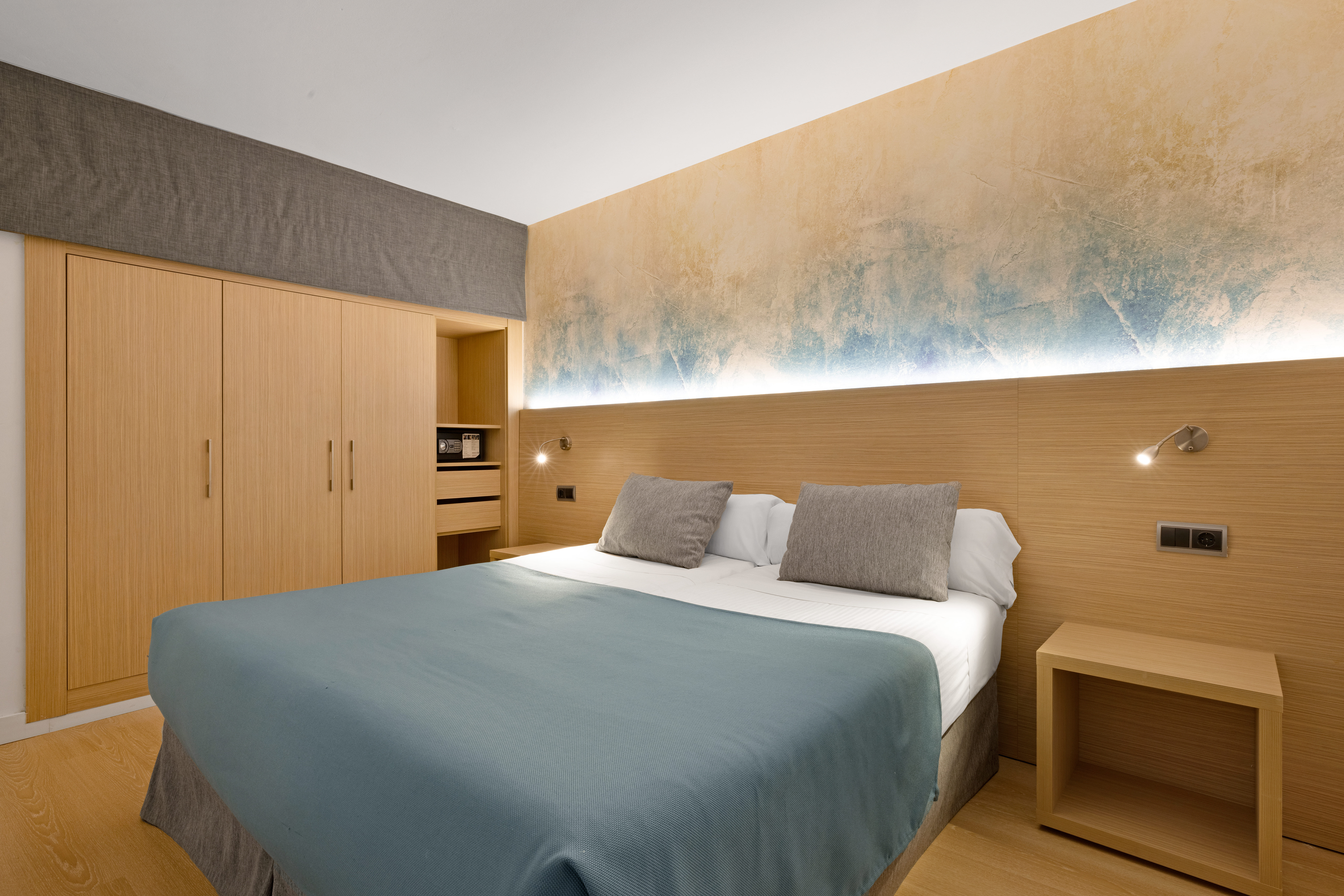 Apartment Capacity 4