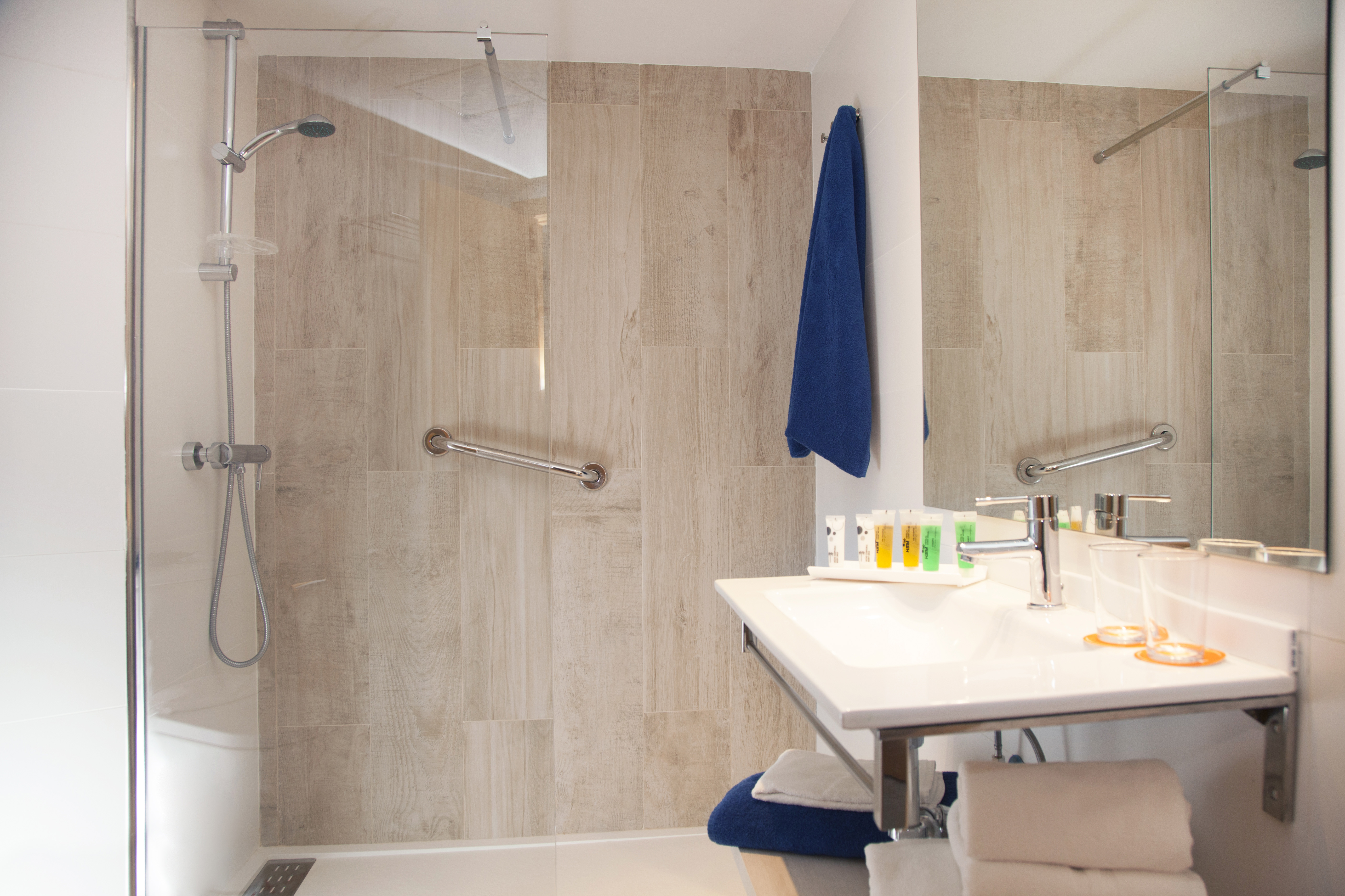 Double Single Sea View