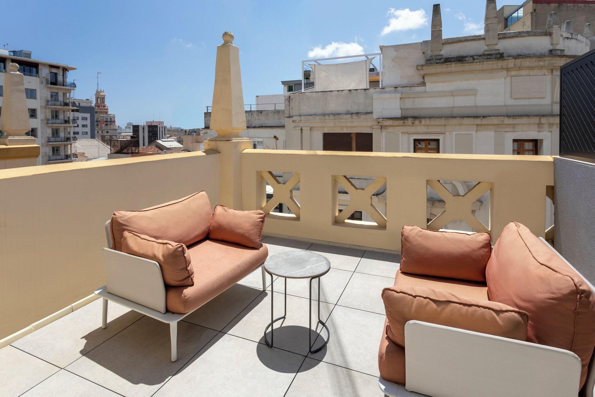 Junior Suite King Size Bed