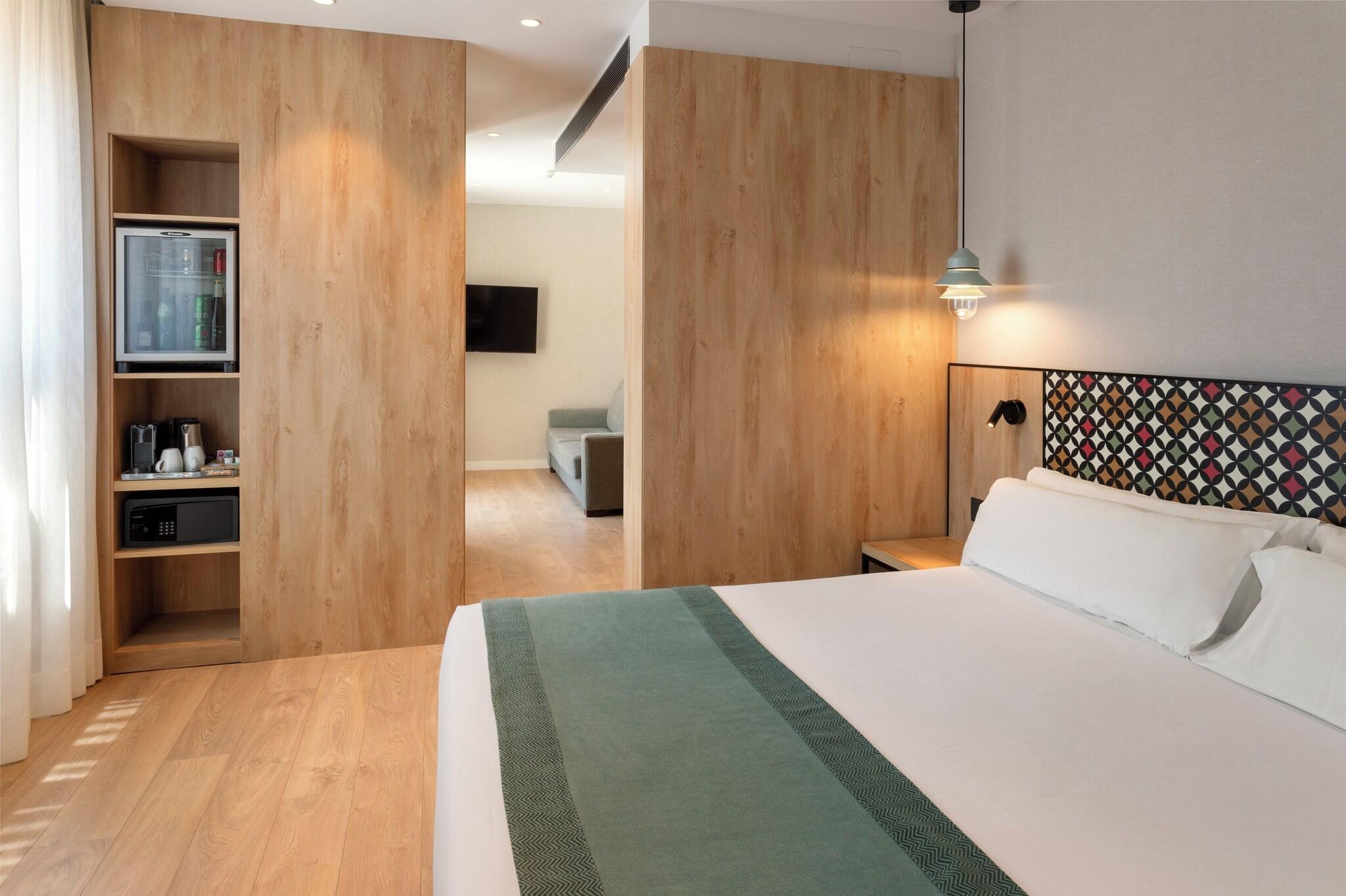 Junior Suite King Size Bed