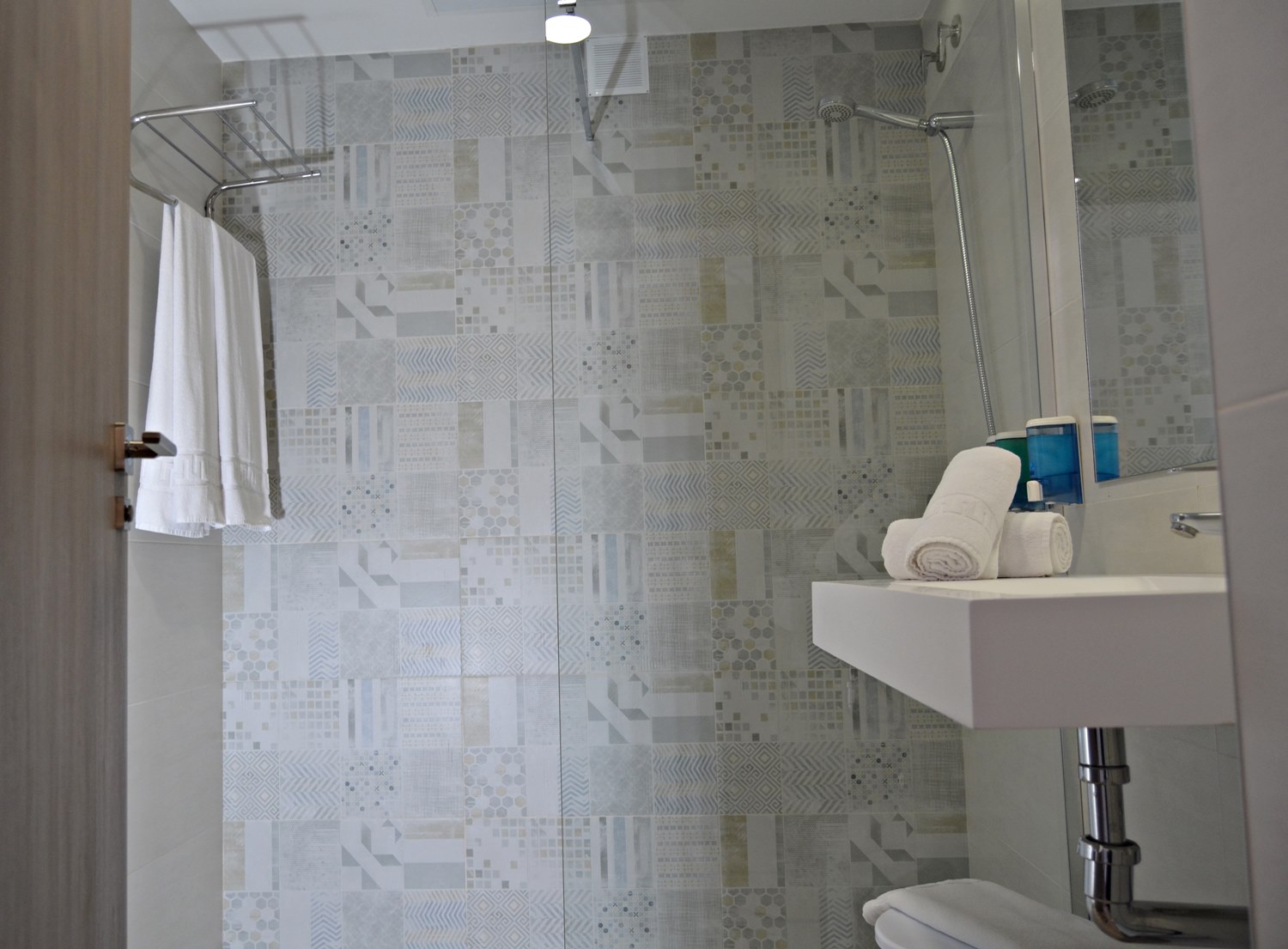 Double or Twin Standard