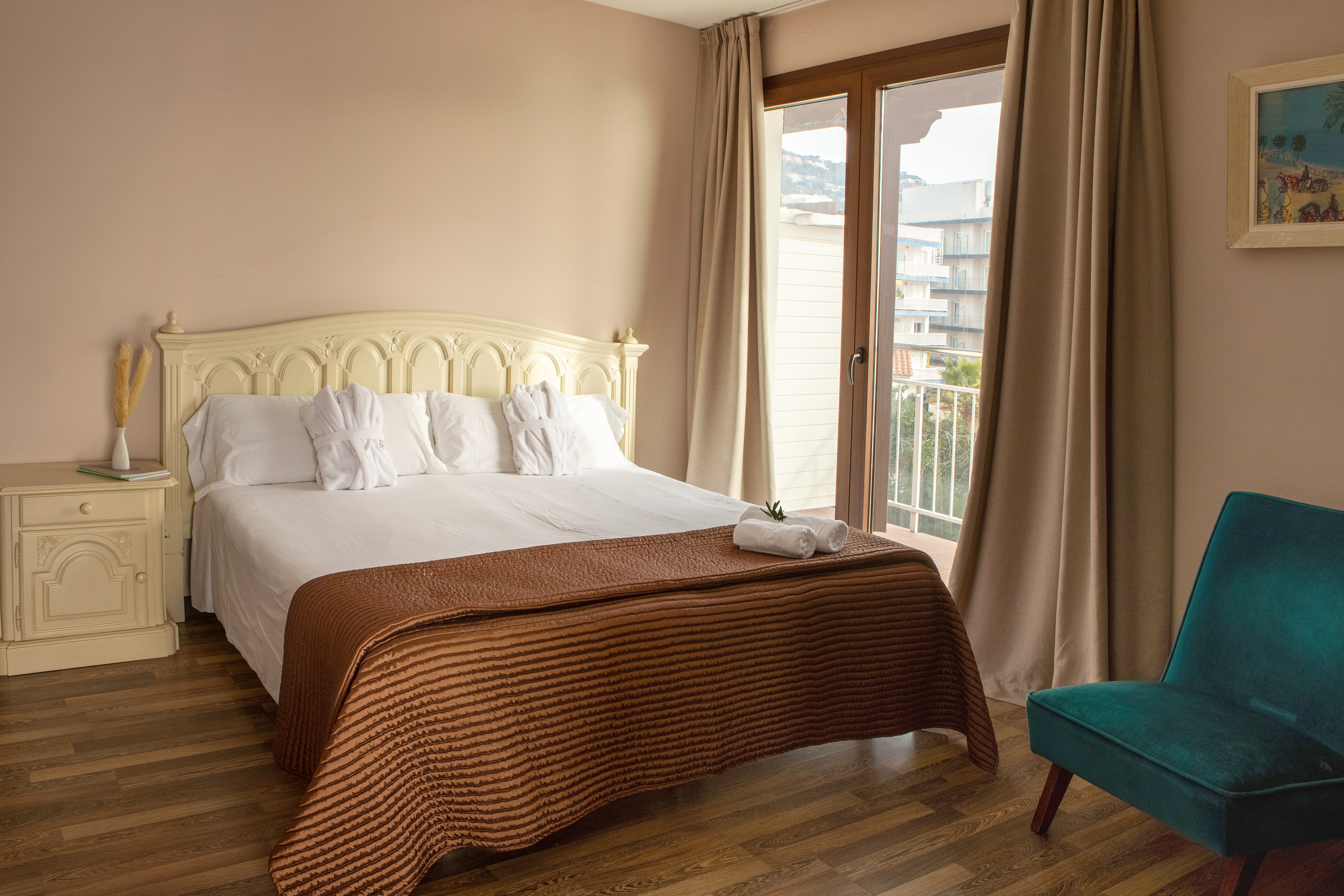 Double or Twin Standard