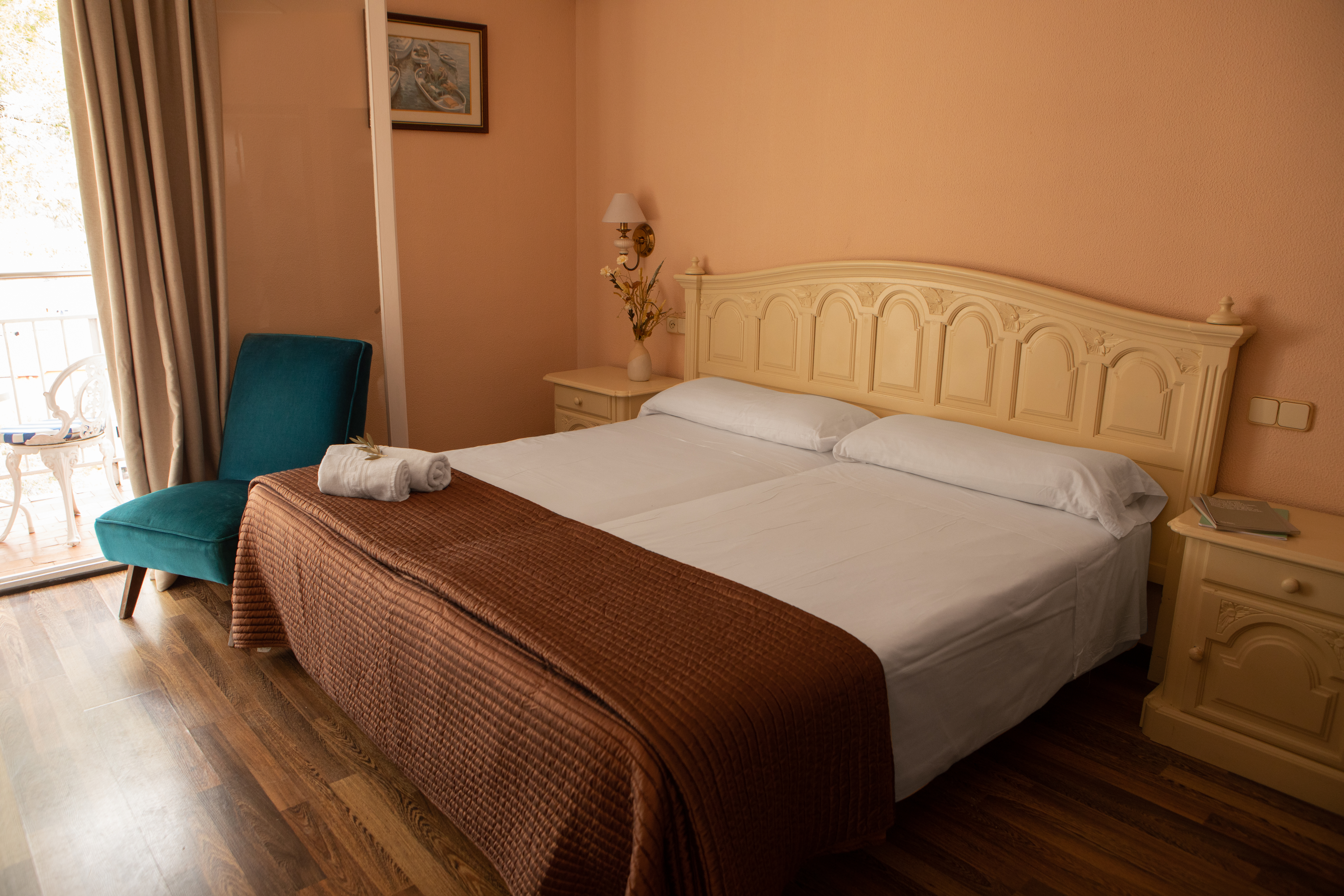 Double or Twin Standard