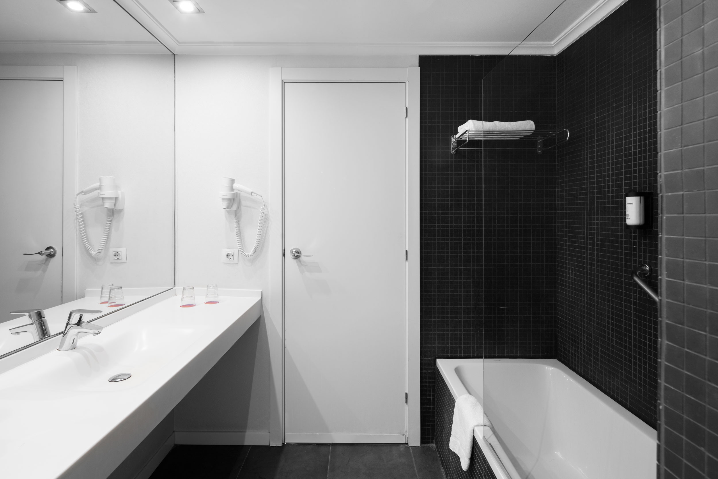 Double or Twin Standard