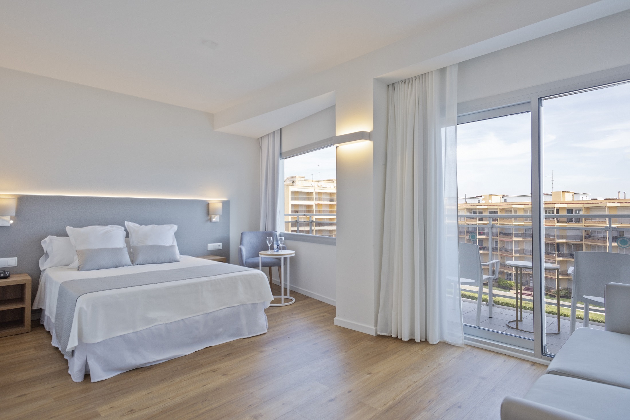 Family Room Capacity 4