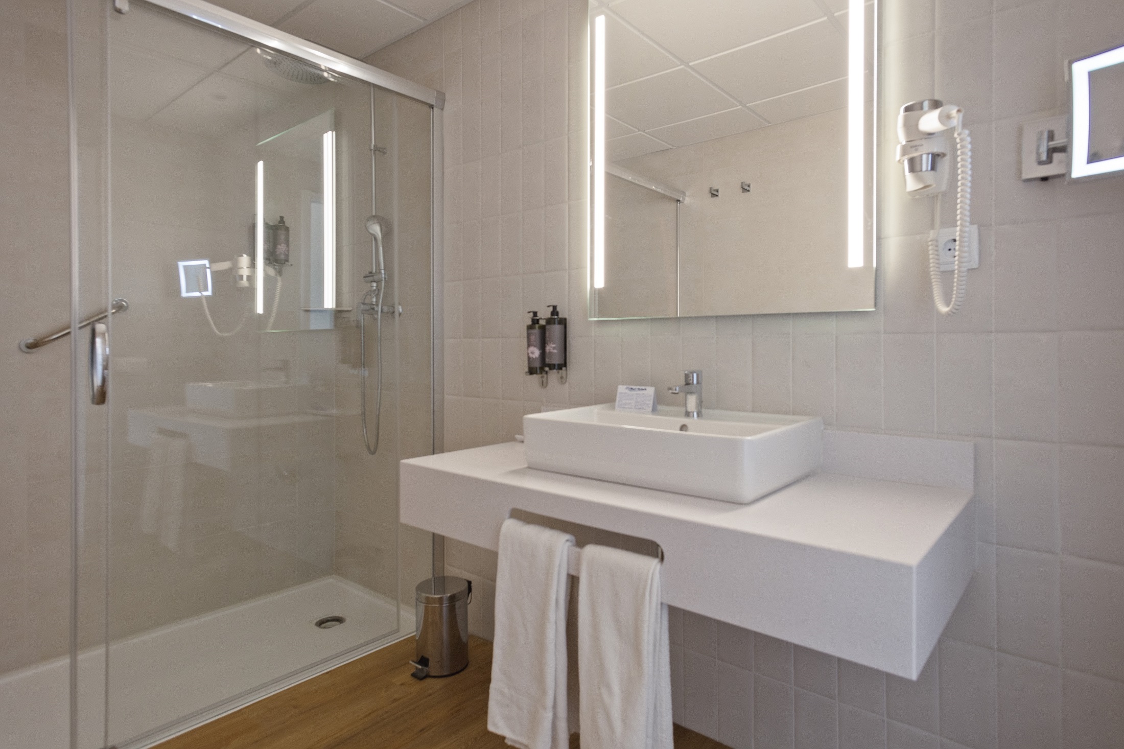 Family Room Capacity 4