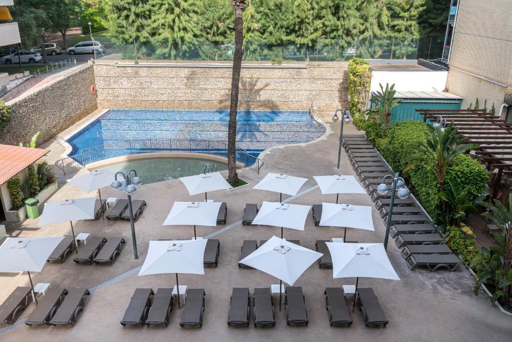 Double or Twin Pool View