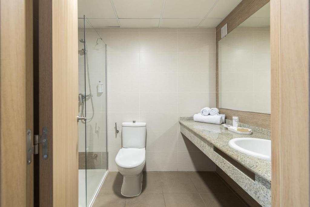 Double Single Pool View